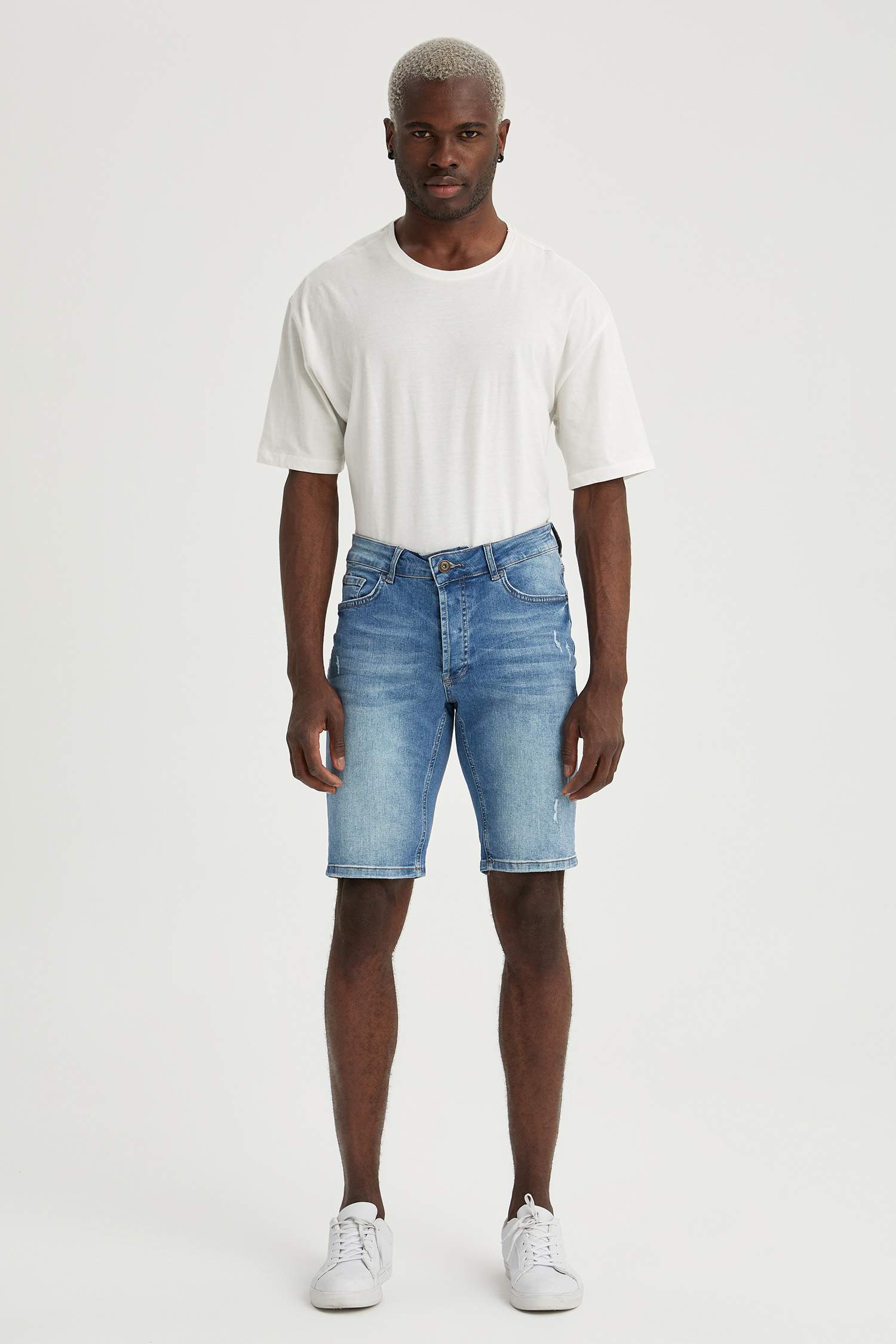Skinny Fit Bermuda