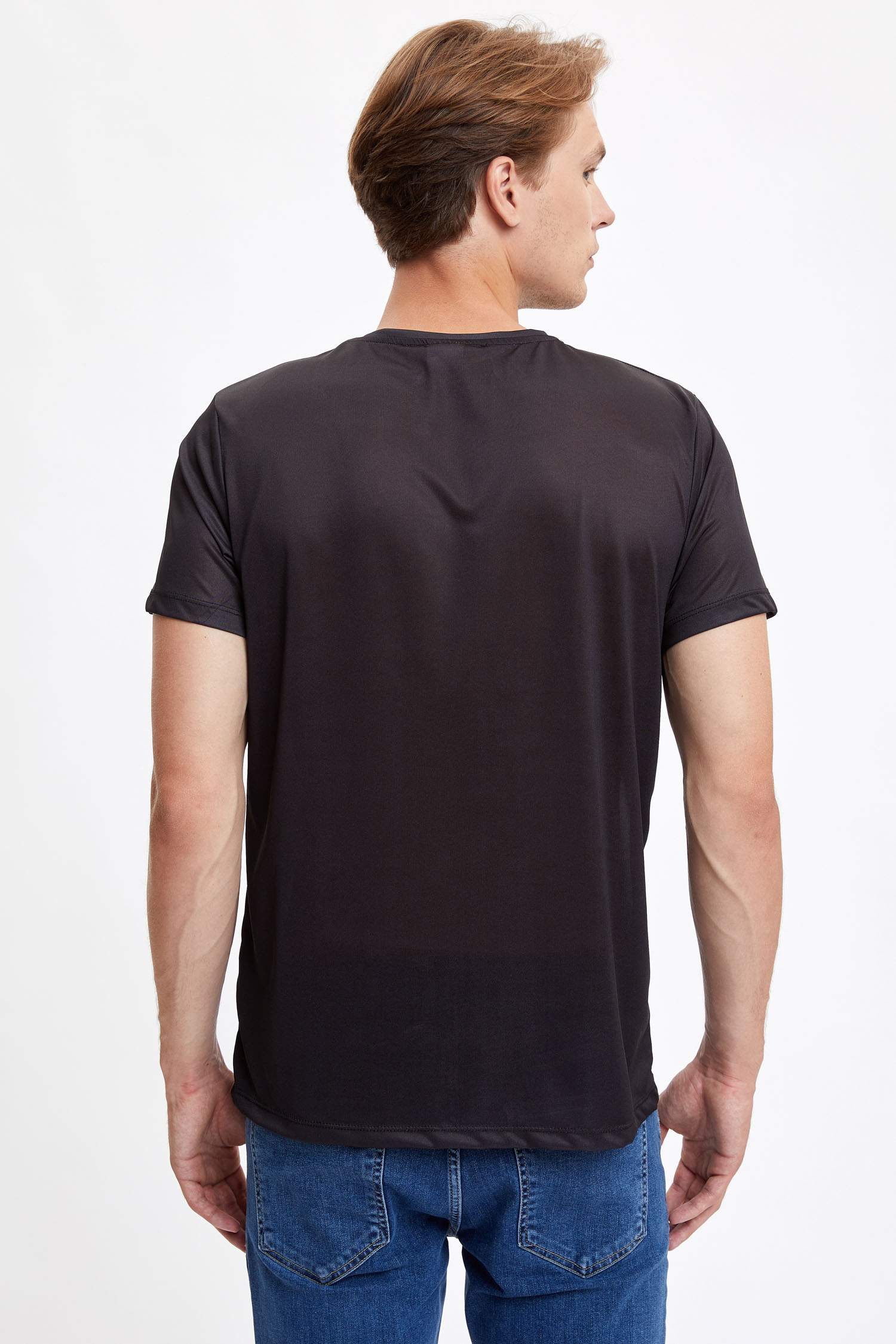 Slim Fit Bisiklet Yaka Hayvan Desenli Kısa Kollu Tişört