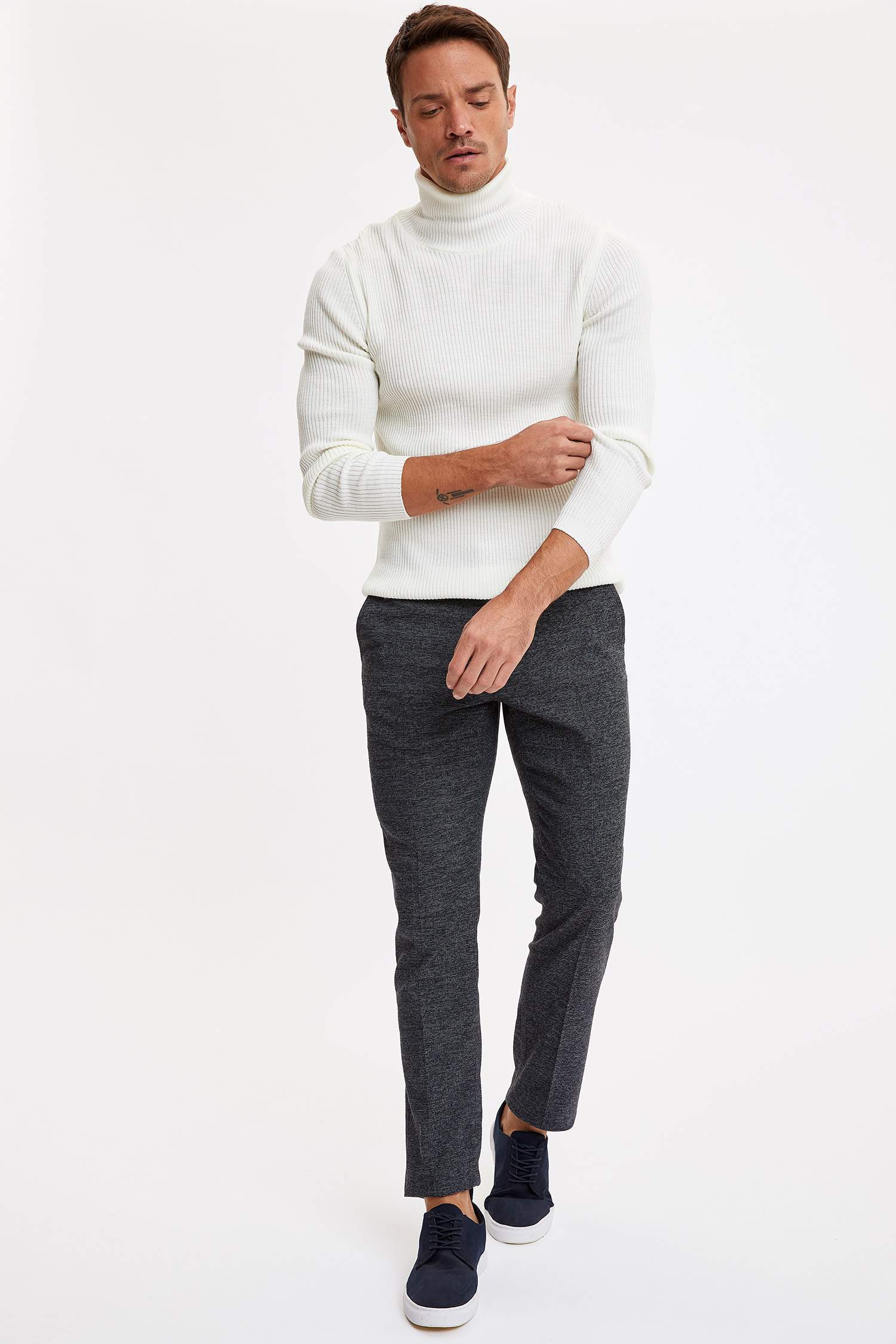 Regular Fit Chino Pantolon