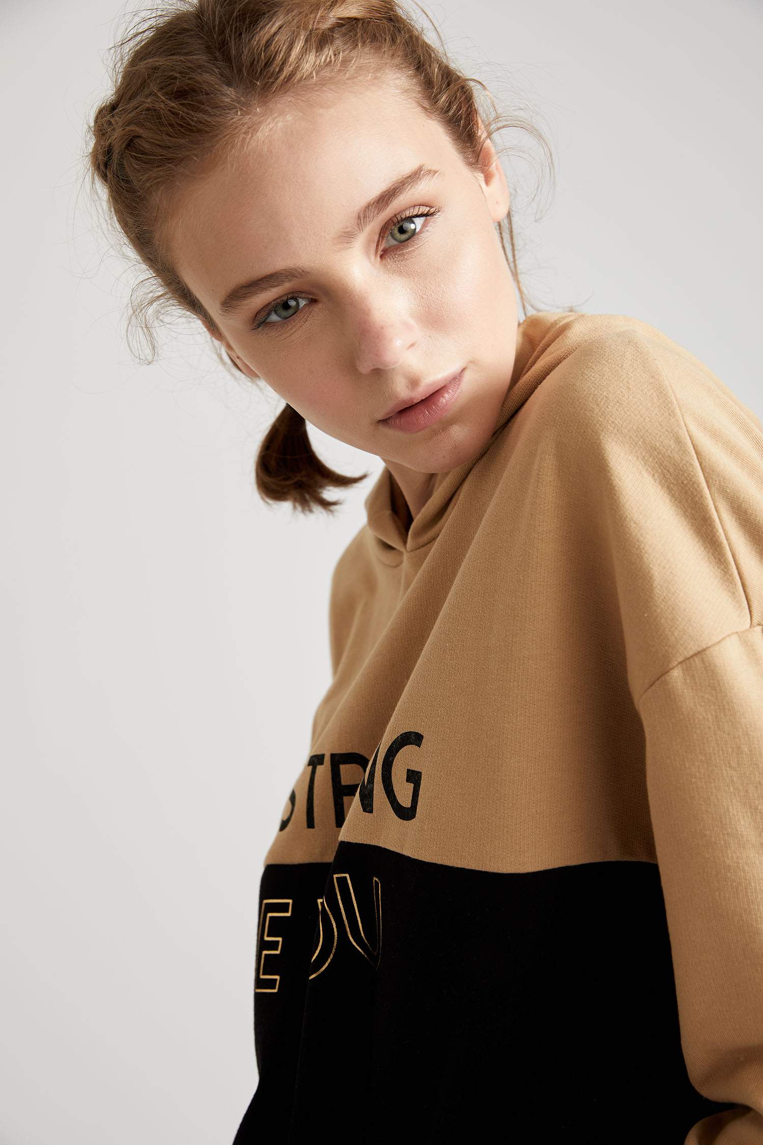 Yazı Baskılı Kapüşonlu Relax Fit Sweatshirt