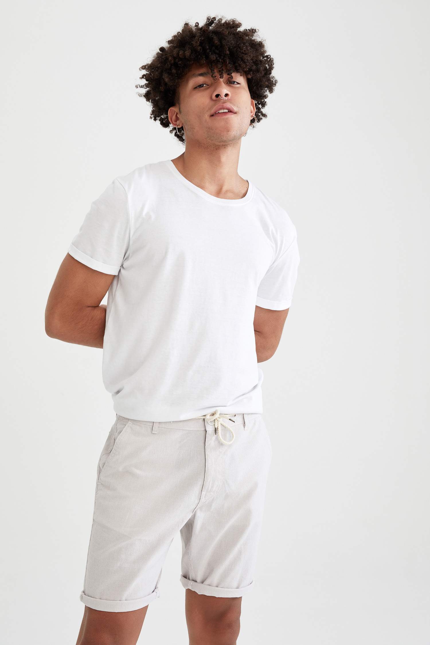 Regular Fit Bağcıklı Bermuda Pamuklu Şort