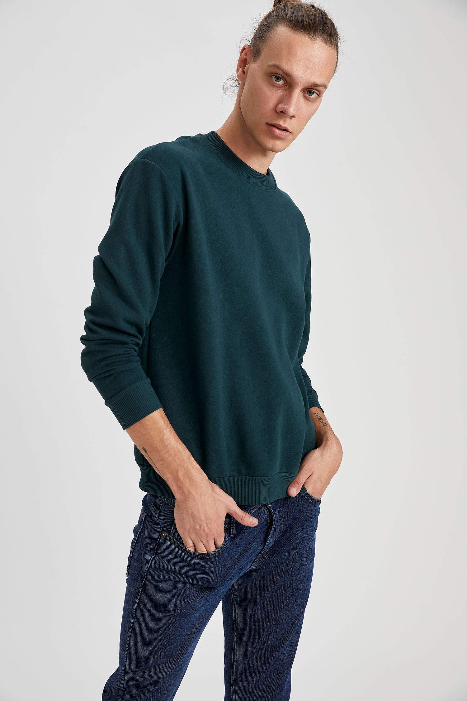 Oversize Fit Bisiklet Yaka İçi Yumuşak Tüylü Sweatshirt