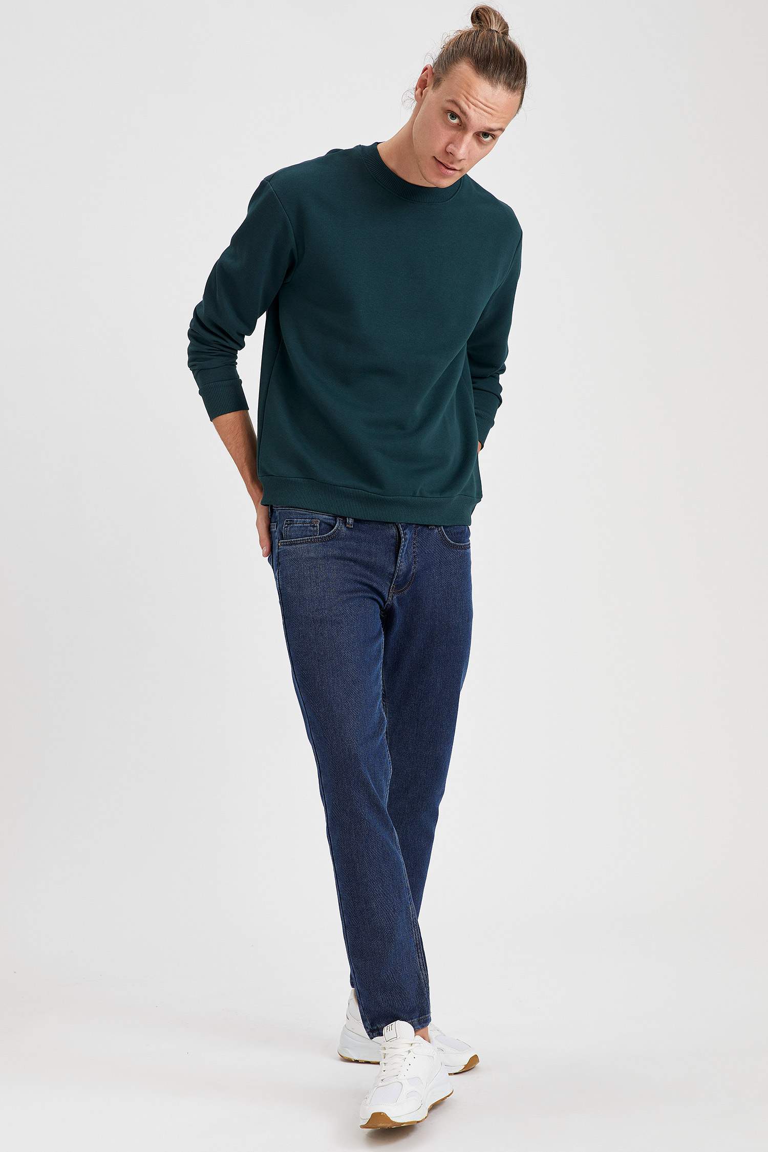 Oversize Fit Bisiklet Yaka İçi Yumuşak Tüylü Sweatshirt