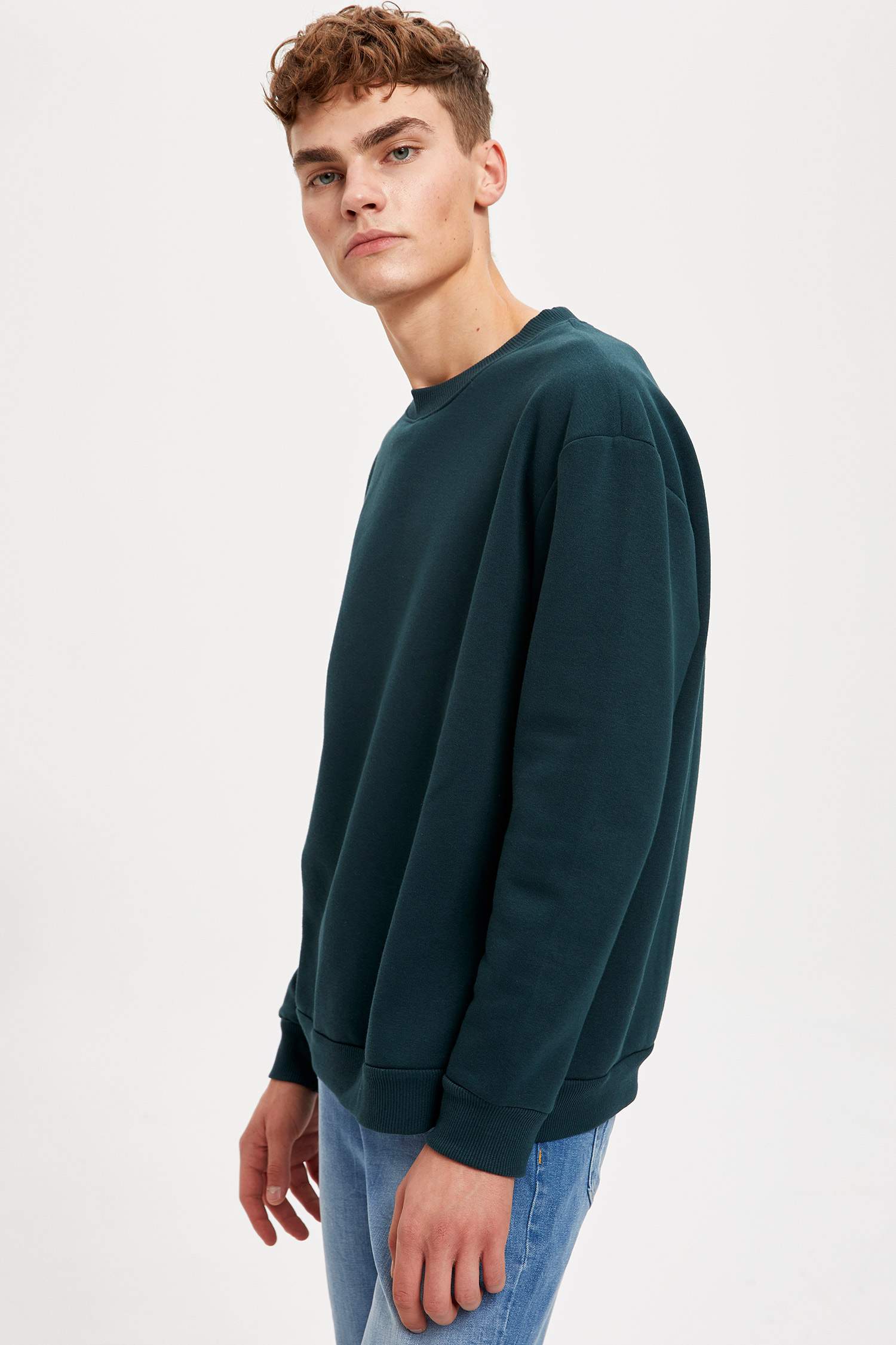 Oversize Fit Bisiklet Yaka İçi Yumuşak Tüylü Sweatshirt