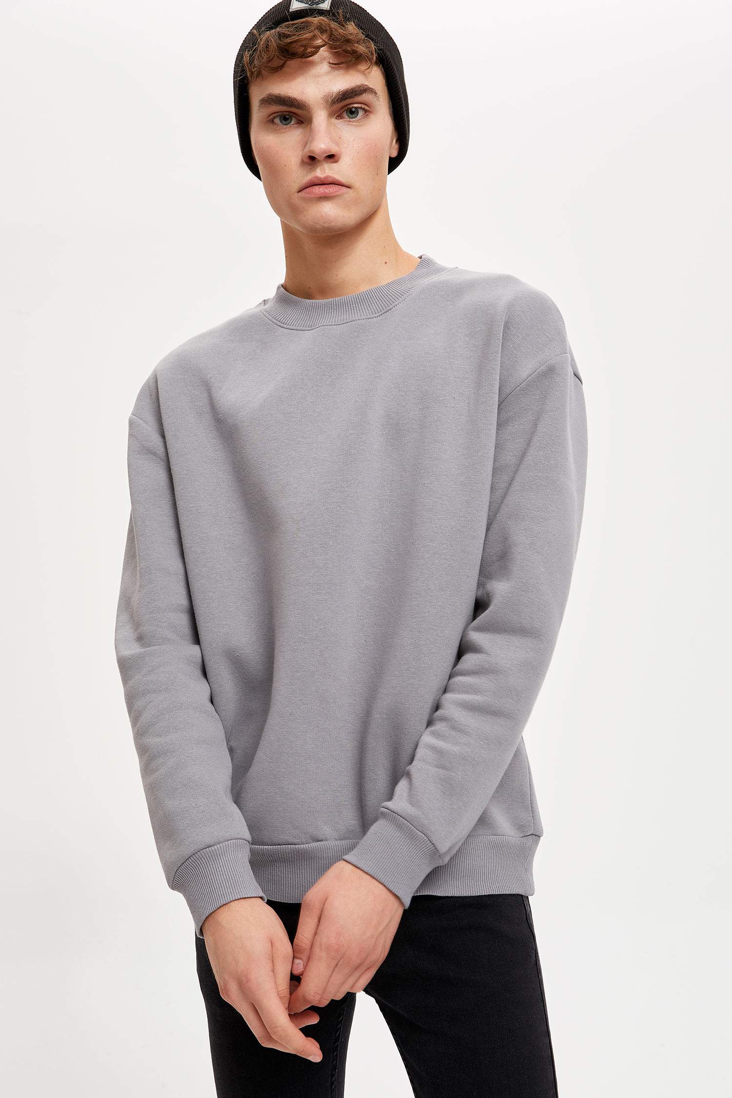 Oversize Fit Bisiklet Yaka İçi Yumuşak Tüylü Sweatshirt