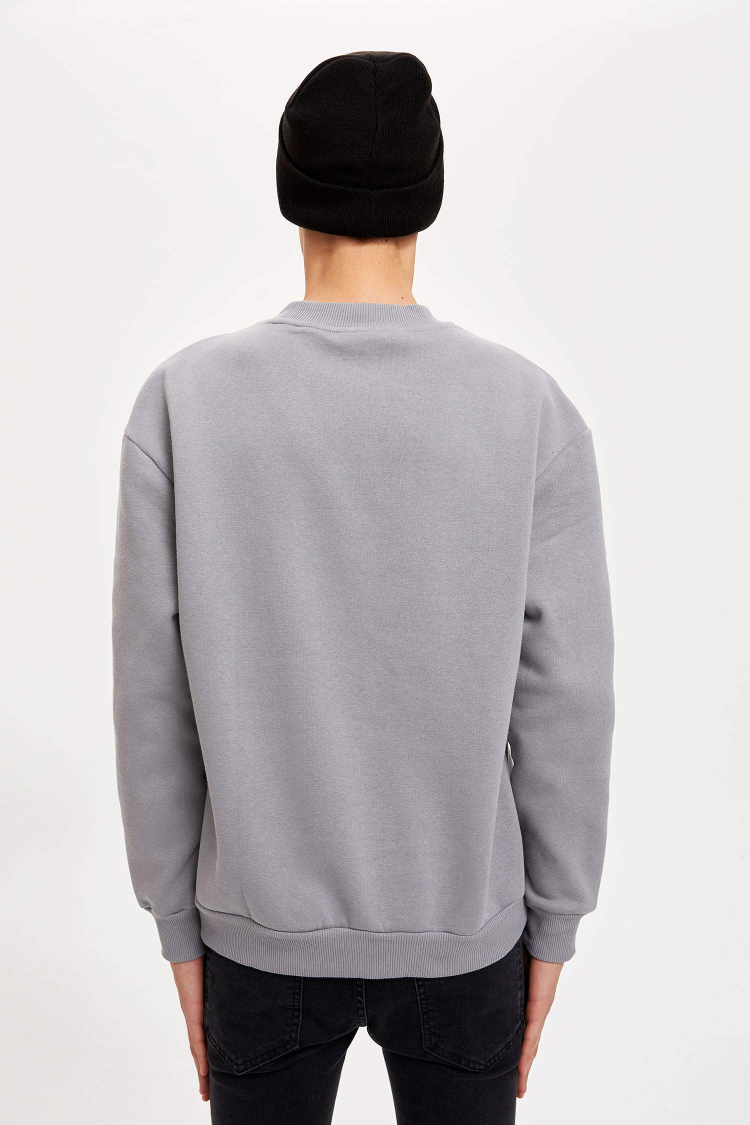 Oversize Fit Bisiklet Yaka İçi Yumuşak Tüylü Sweatshirt