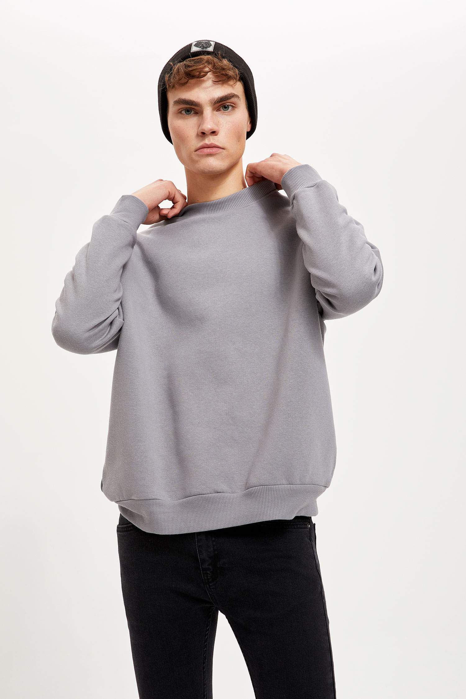 Oversize Fit Bisiklet Yaka İçi Yumuşak Tüylü Sweatshirt