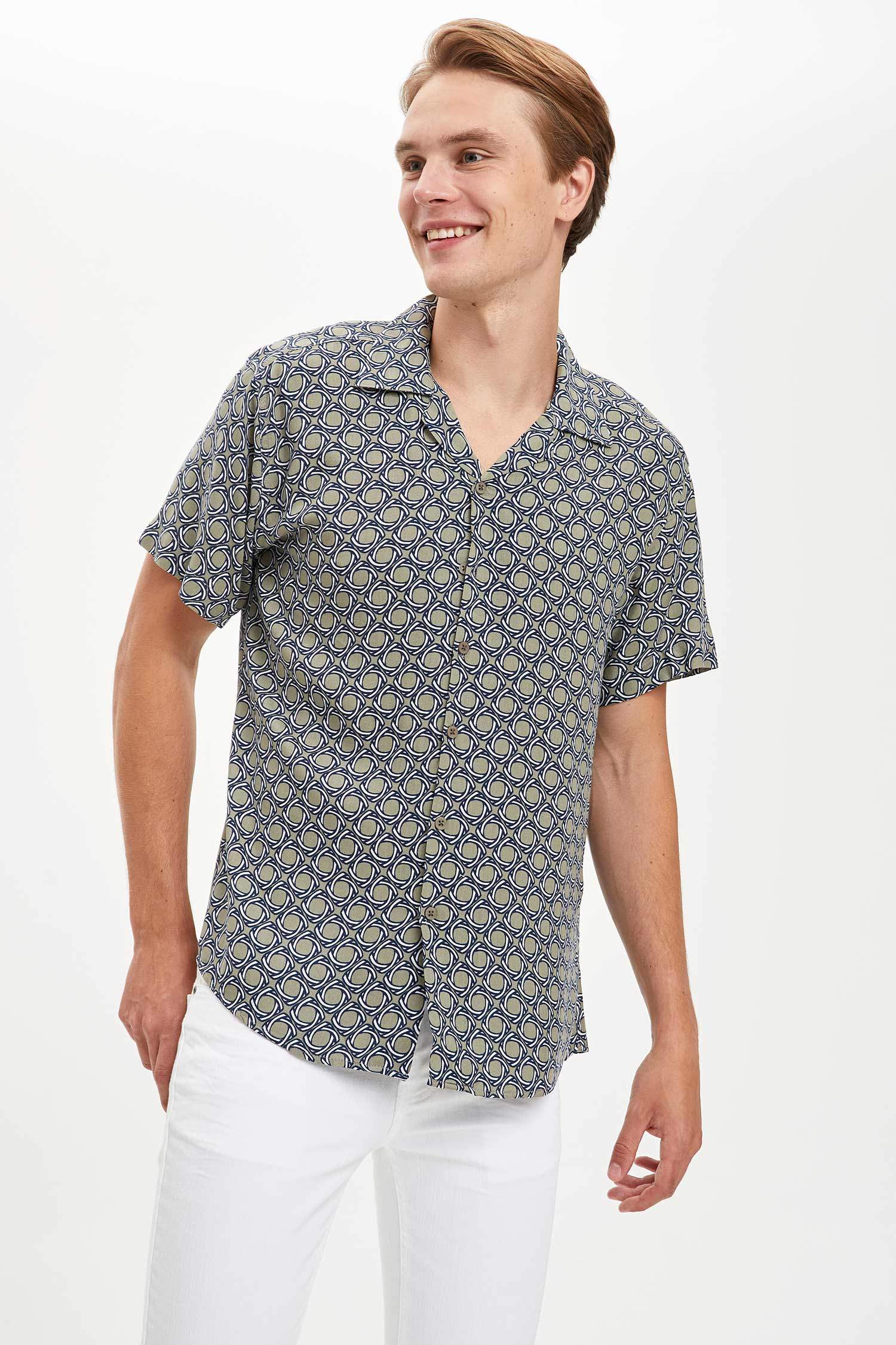 Slim Fit Viskon Desenli Kısa Kollu Gömlek