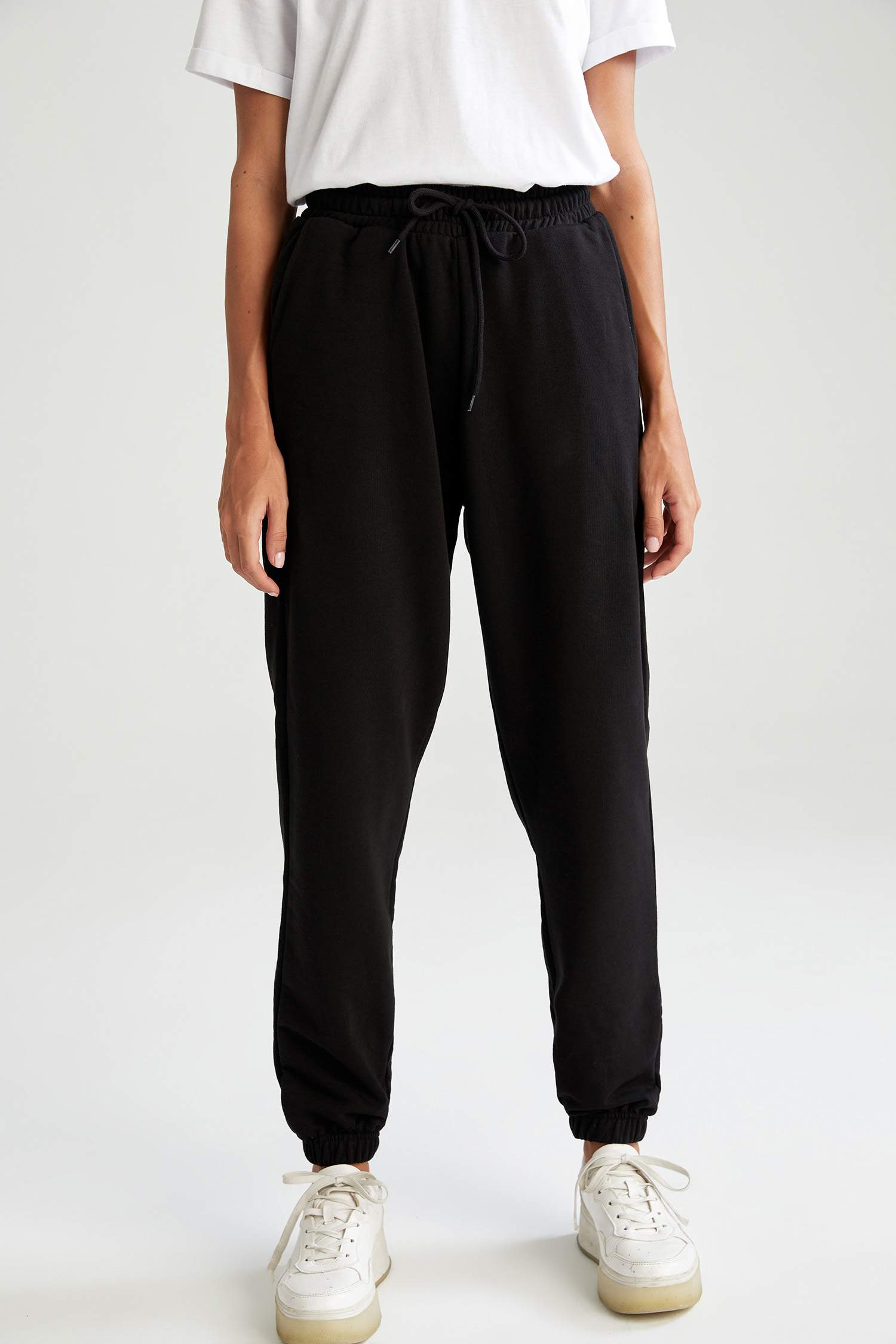 Basic Beli Bağcıklı Relax Fit Jogger Eşofman Altı