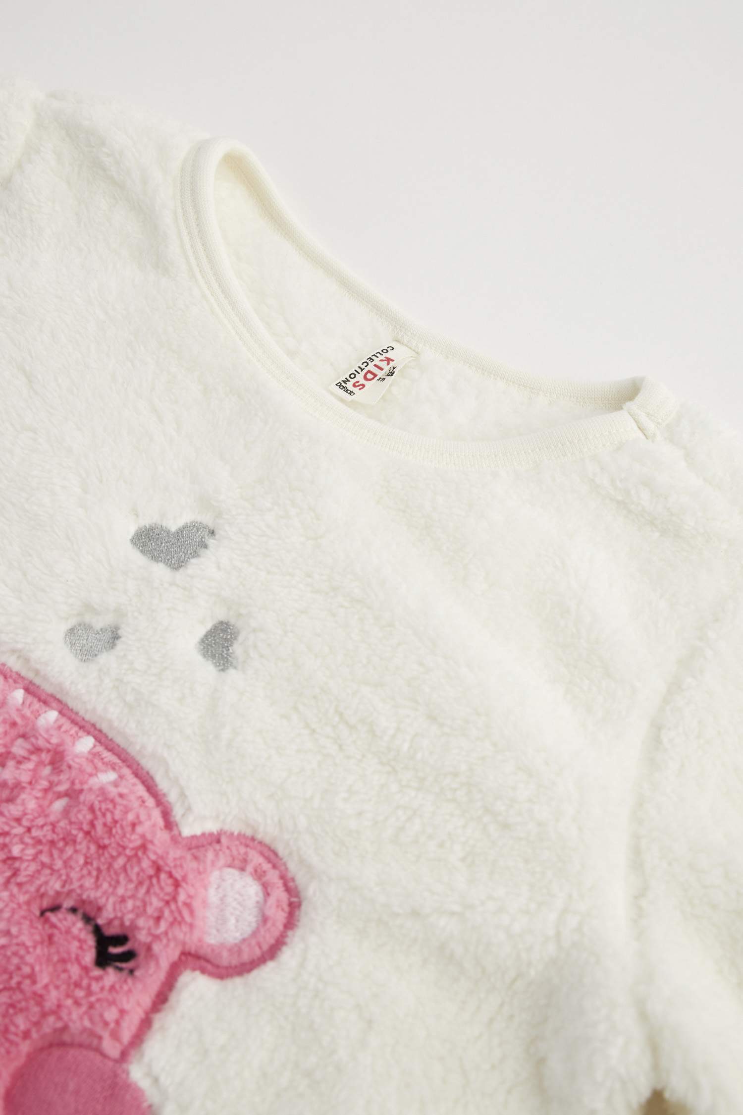 Kız Çocuk Baskılı Peluş Uzun Kollu Pijama Takımı