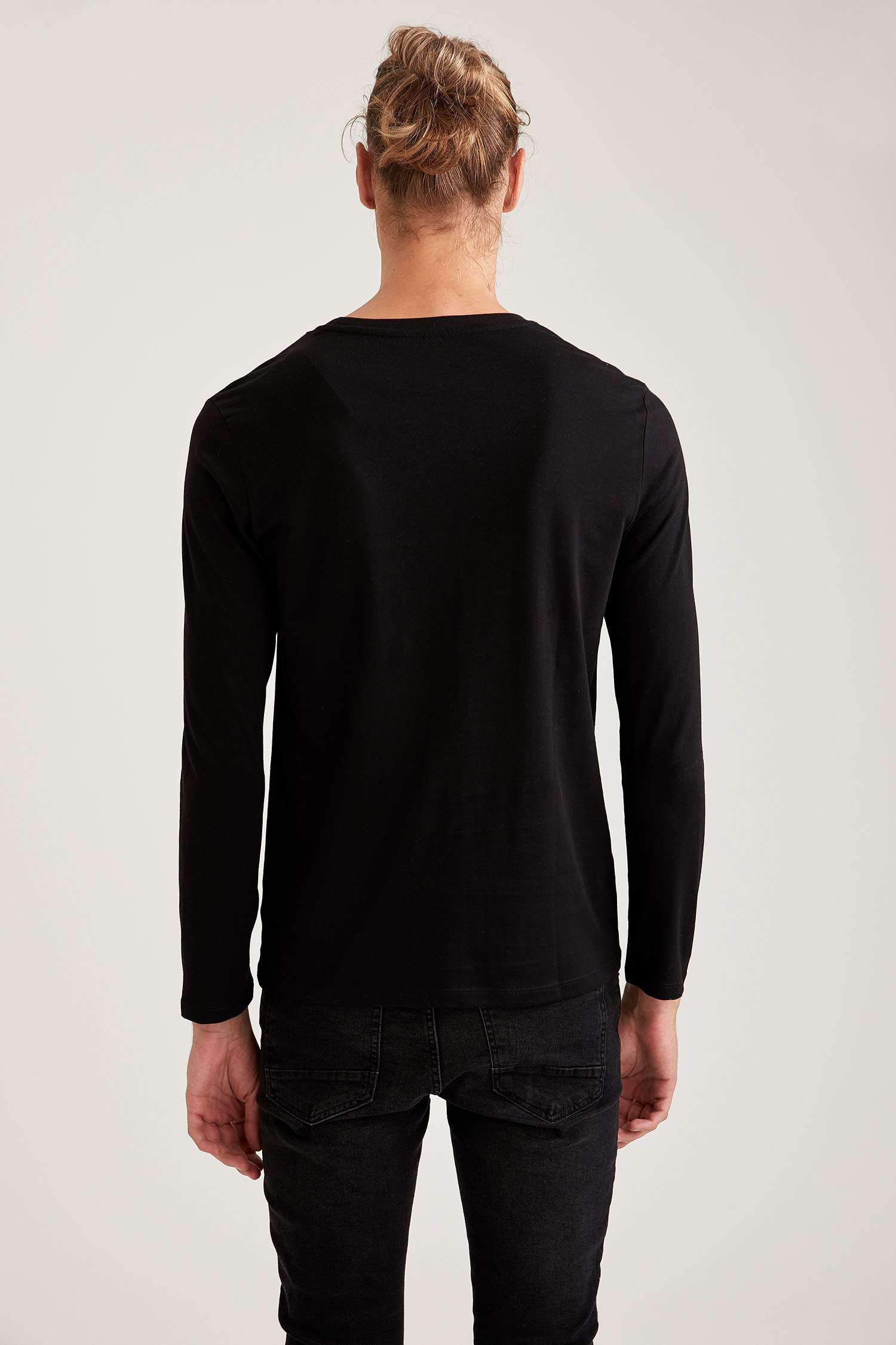 Slim Fit Bisiklet Yaka Hayvan Desenli Uzun Kollu Tişört