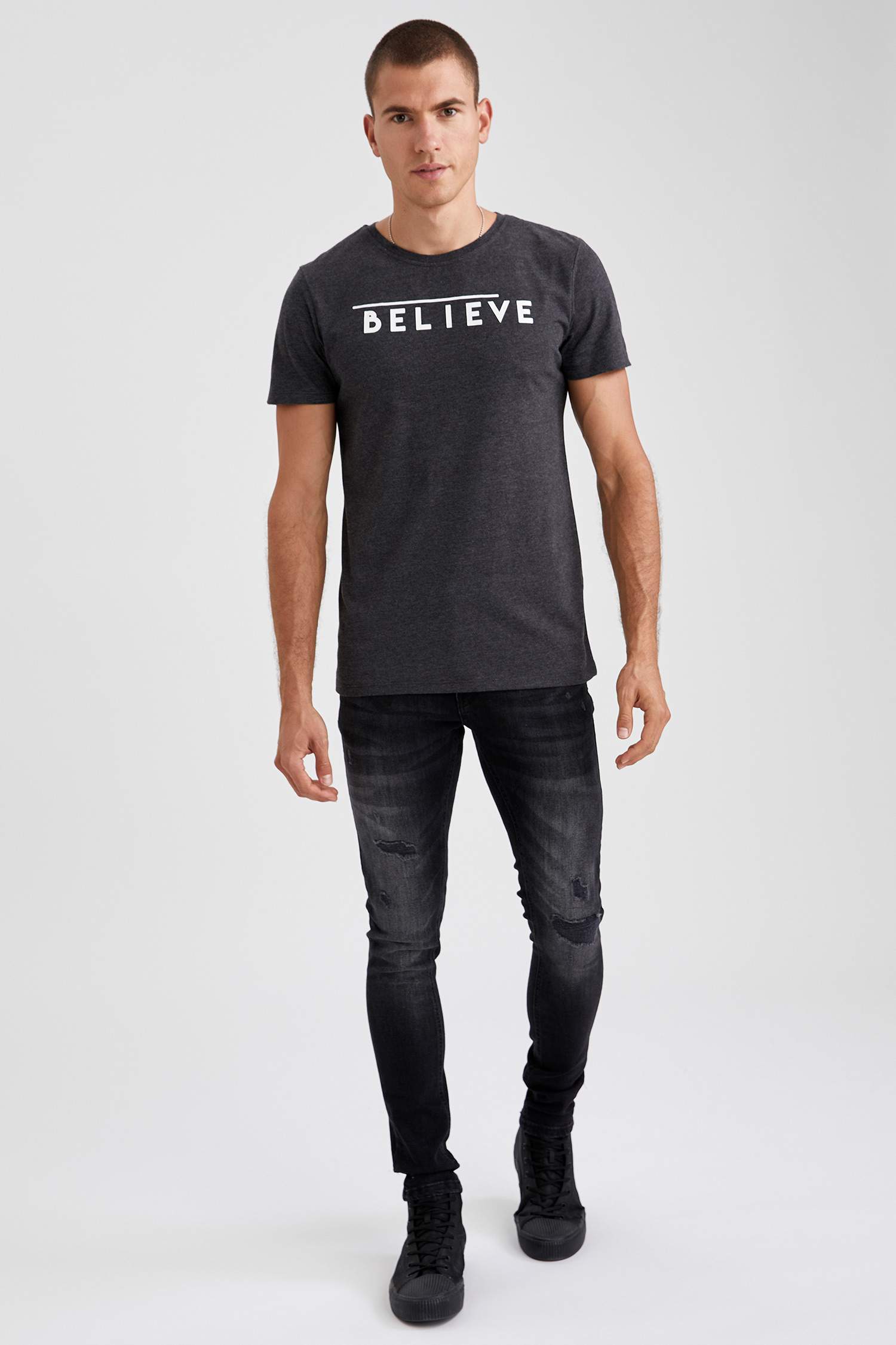 Baskılı Slim Fit Bisiklet Yaka Tişört