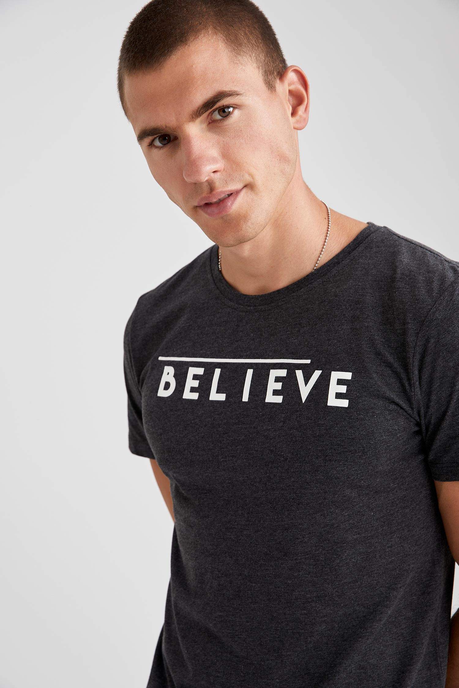 Baskılı Slim Fit Bisiklet Yaka Tişört