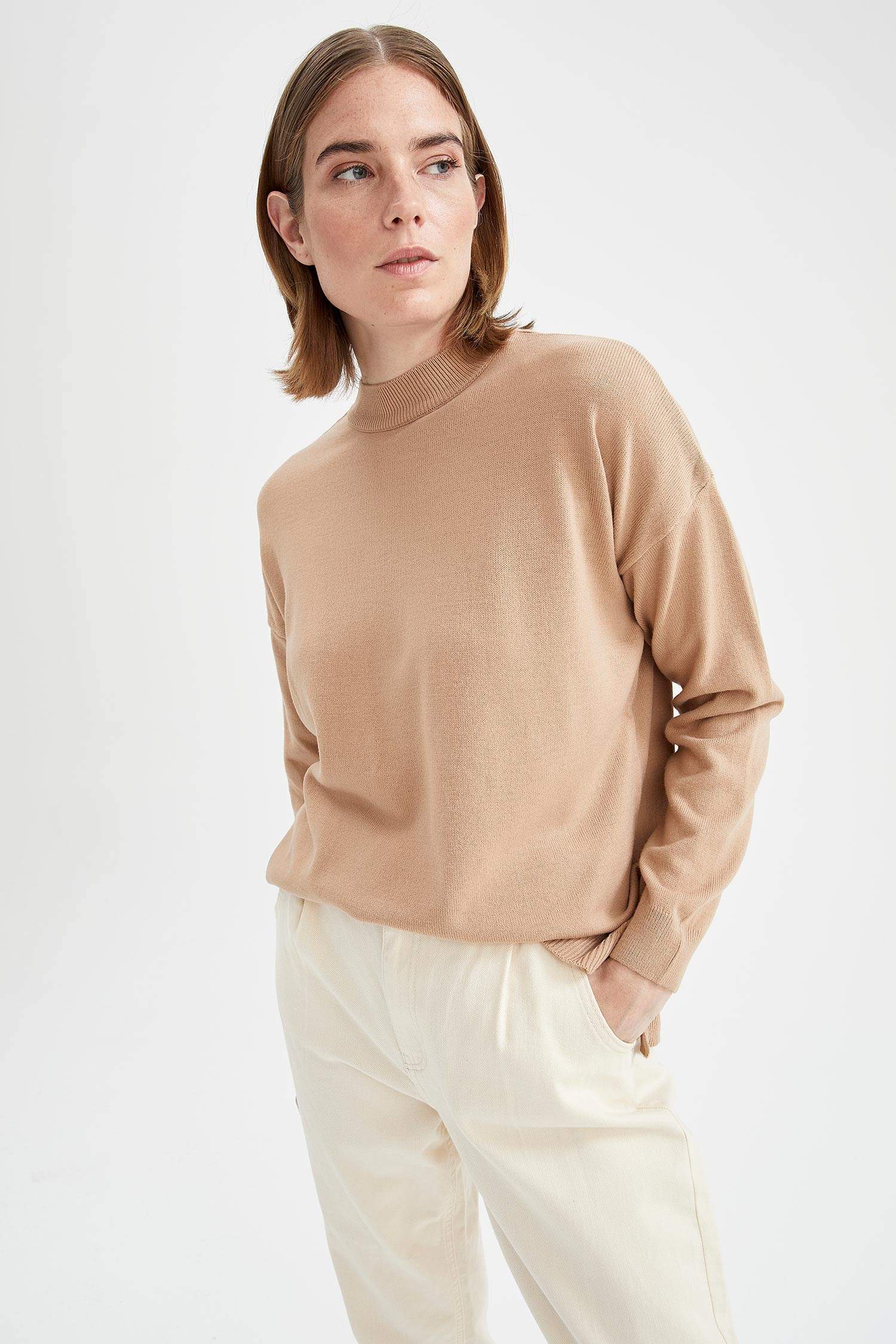 Oversize Asimetrik Kesim Triko Kazak