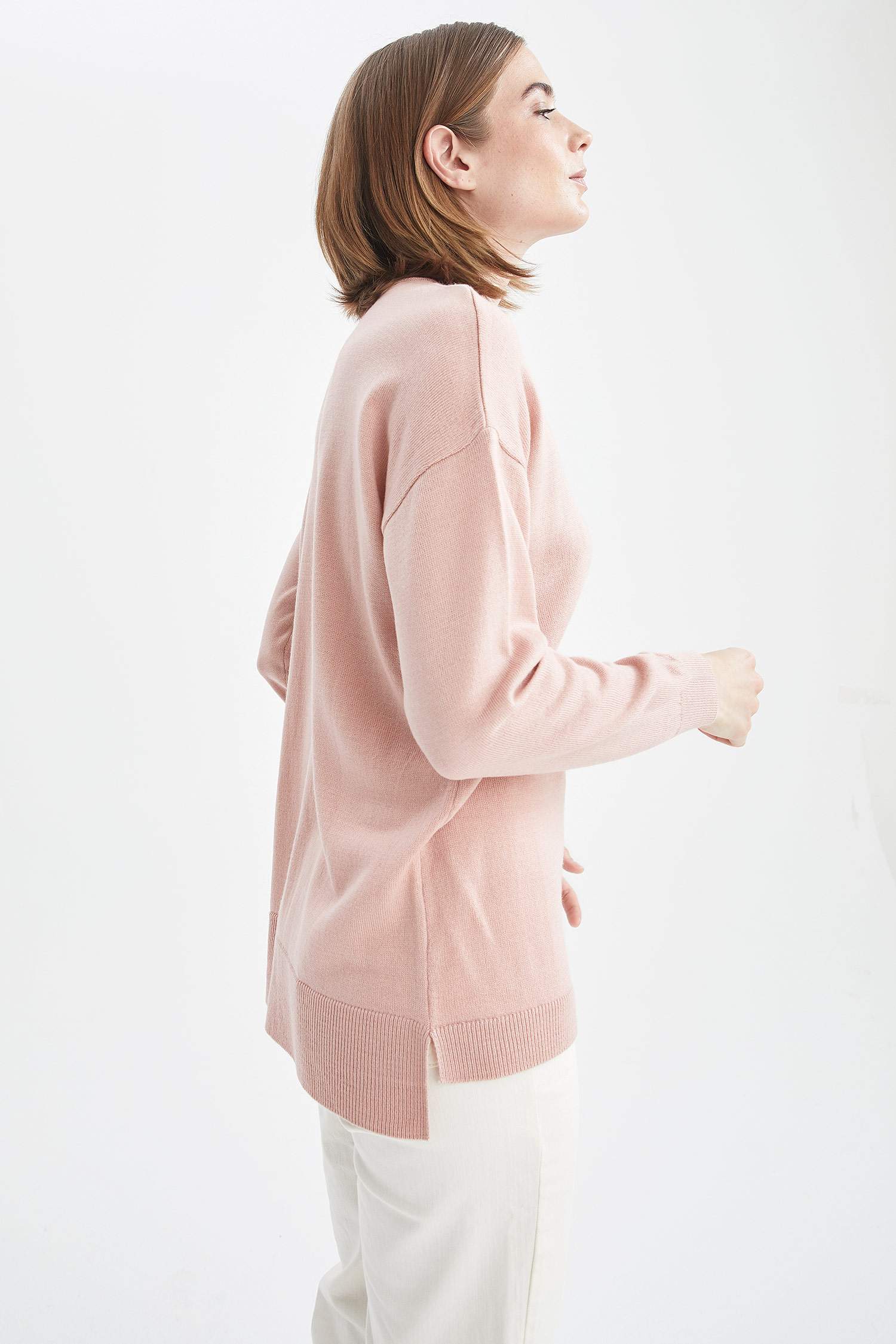 Oversize Asimetrik Kesim Triko Kazak