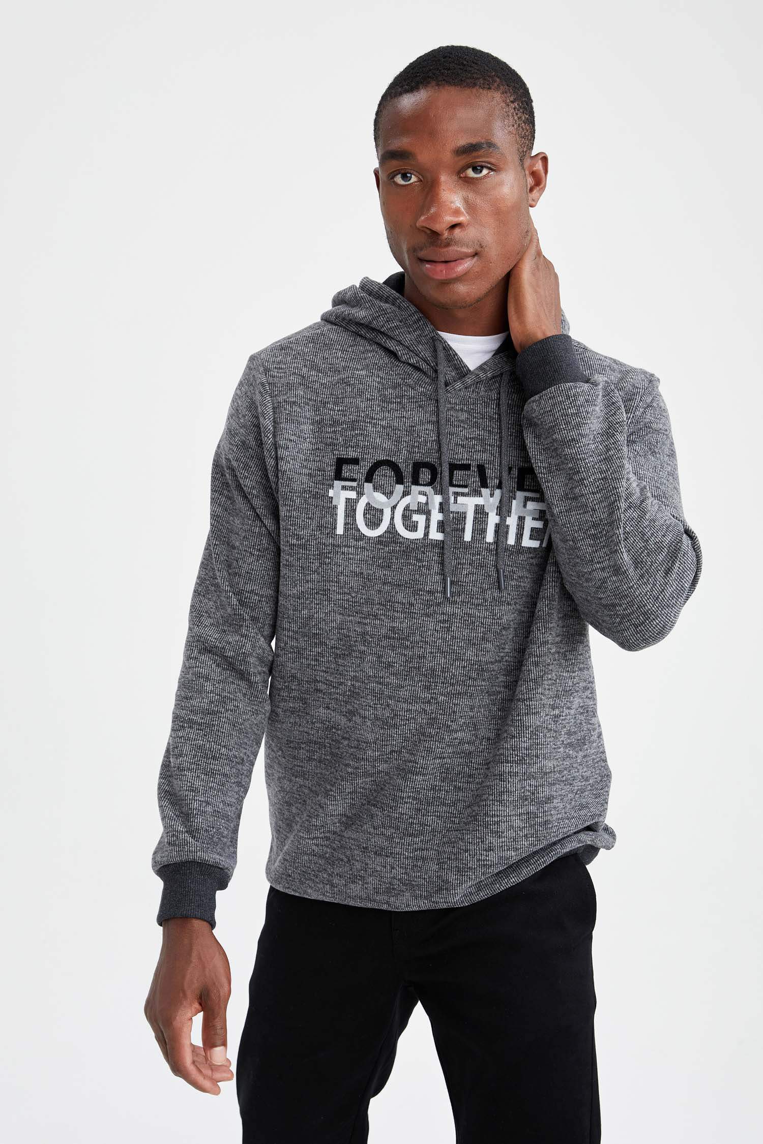 Regular Fit Kapüşonlu Baskılı Sweatshirt