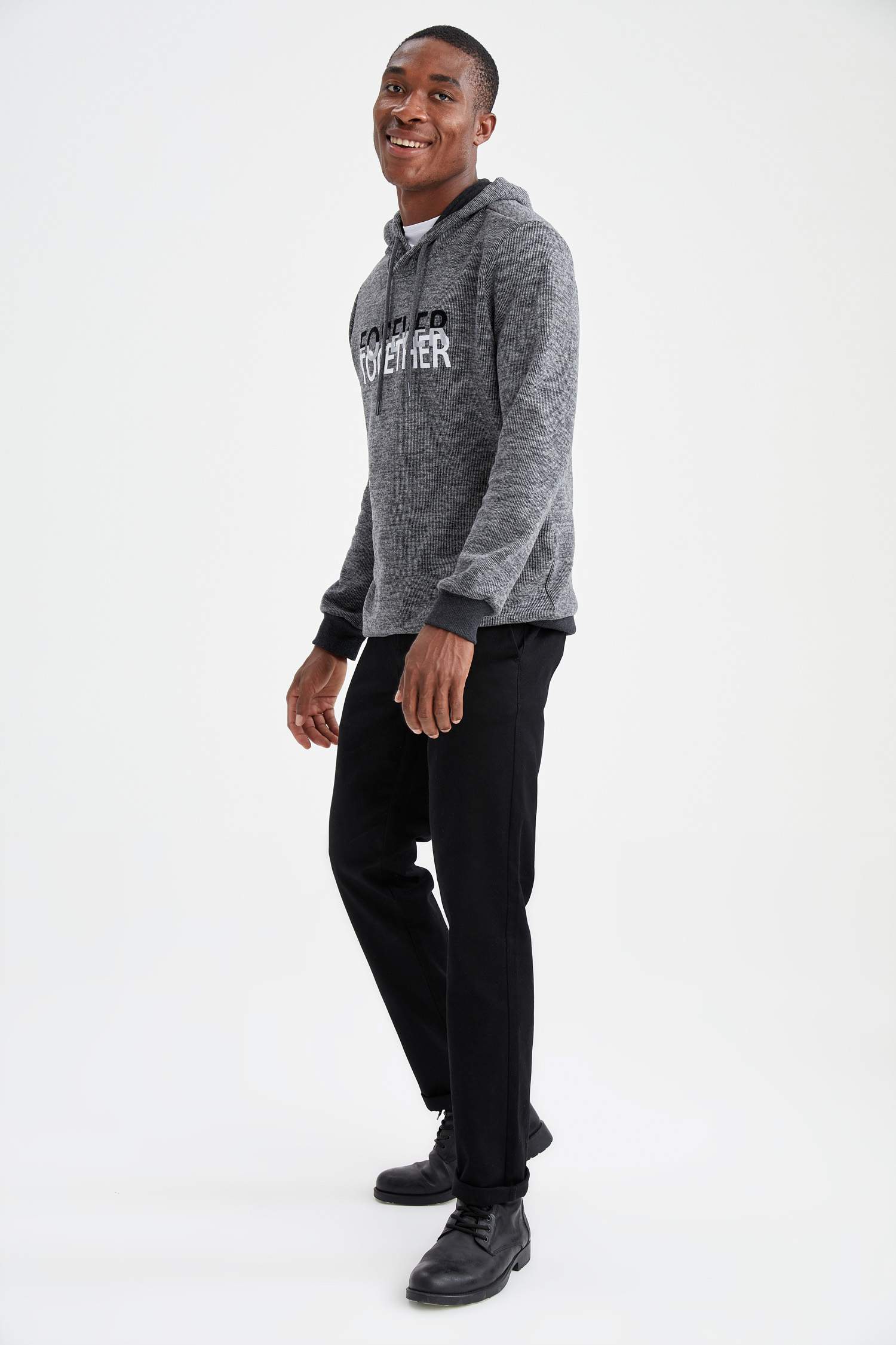 Regular Fit Kapüşonlu Baskılı Sweatshirt