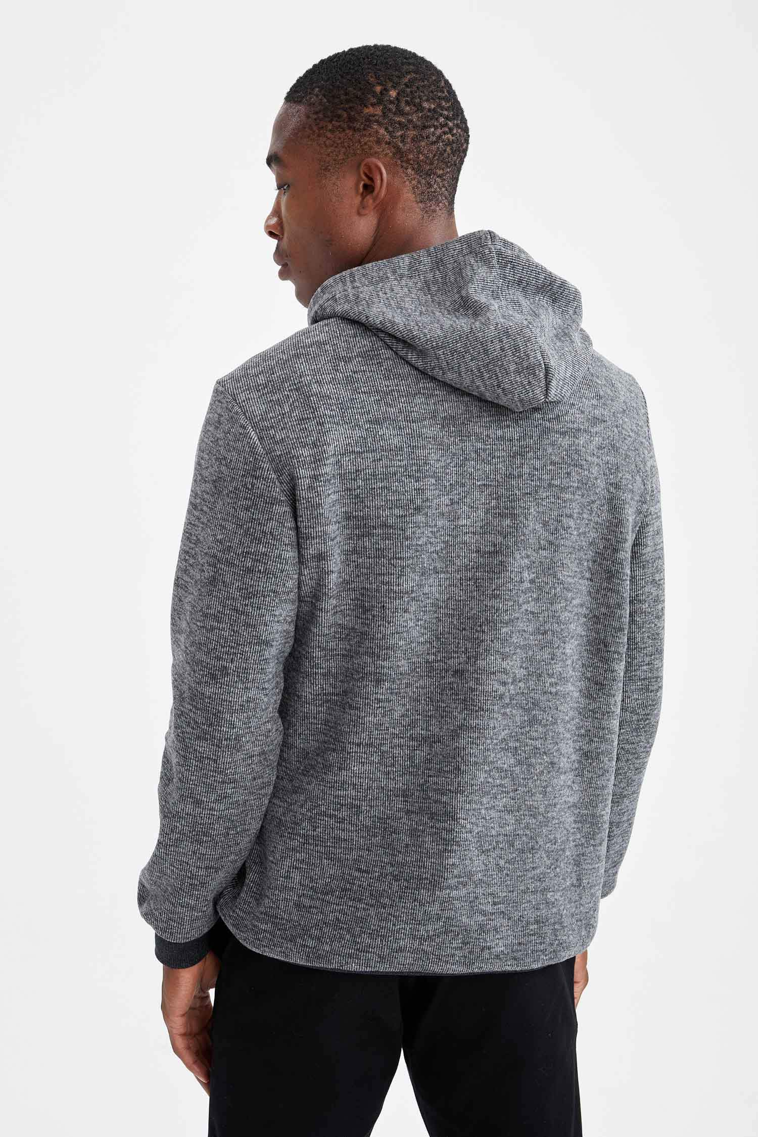 Regular Fit Kapüşonlu Baskılı Sweatshirt