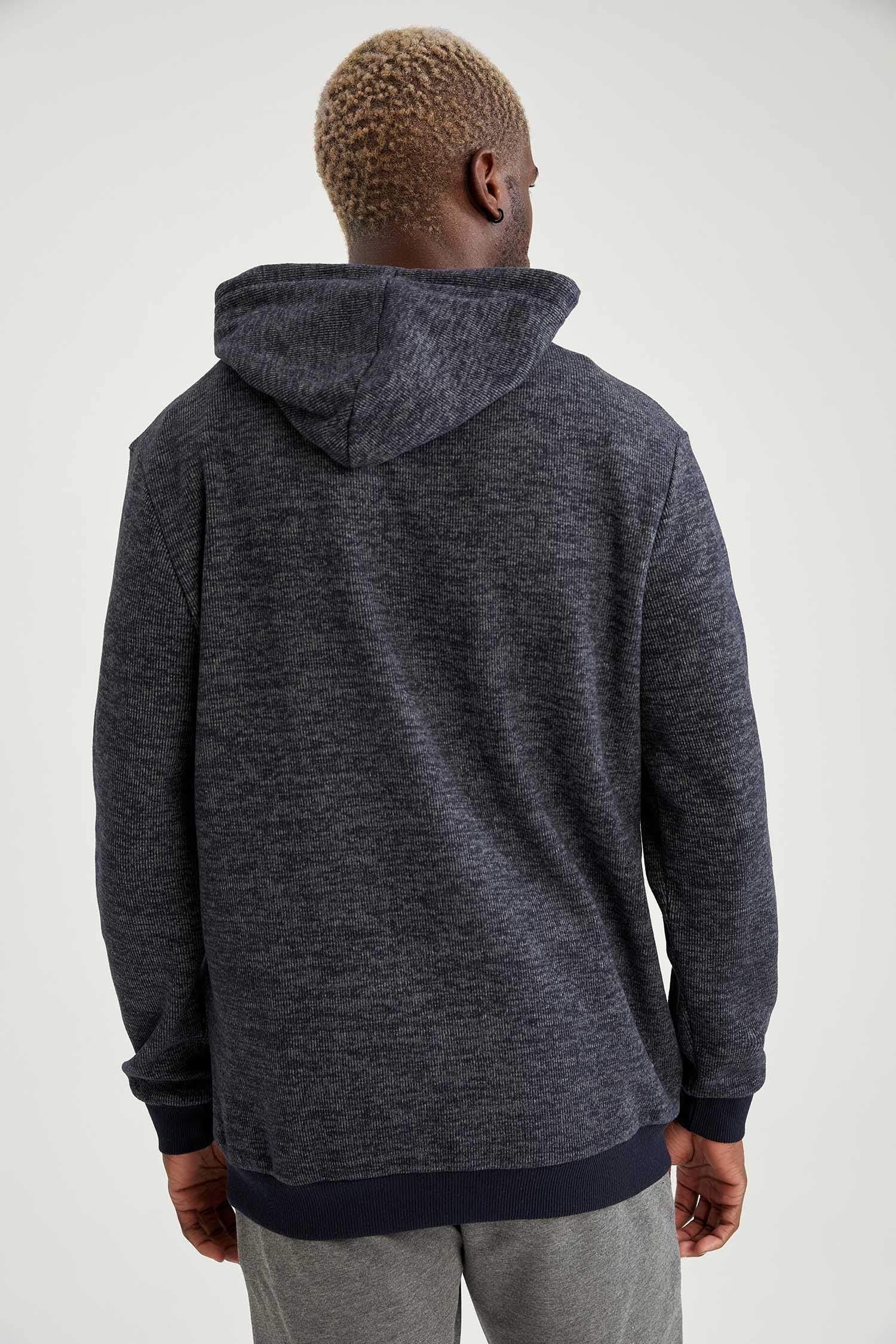 Regular Fit Kapüşonlu Baskılı Sweatshirt