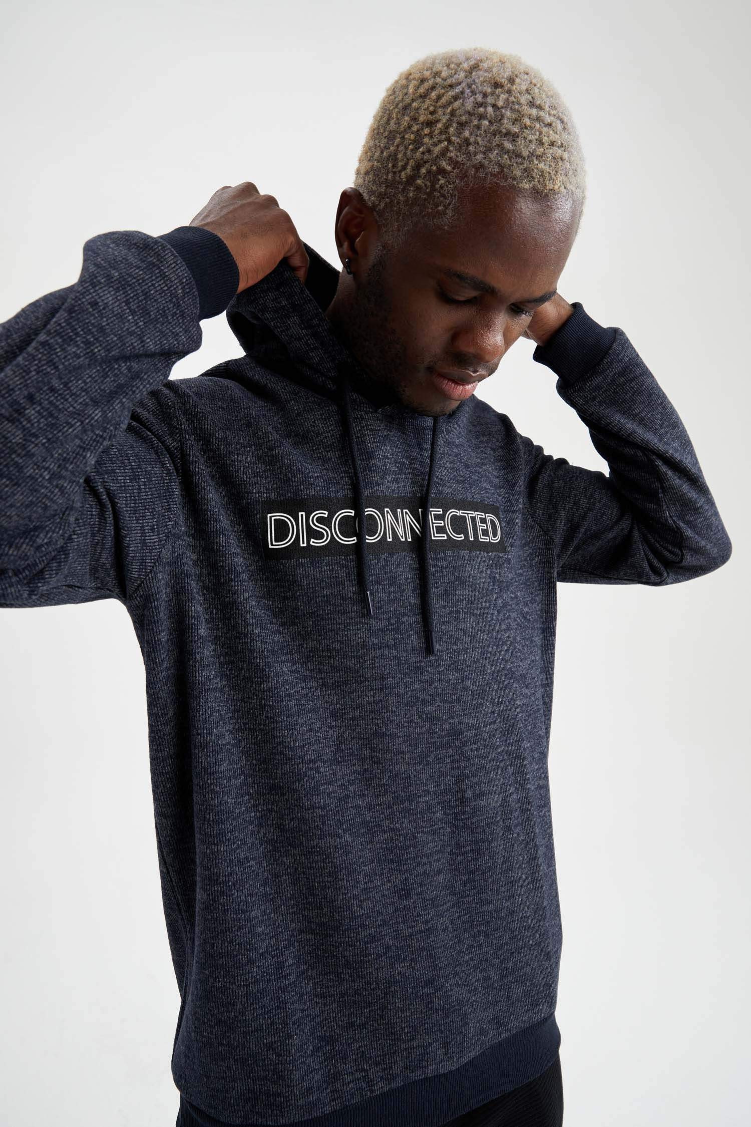 Regular Fit Kapüşonlu Baskılı Sweatshirt