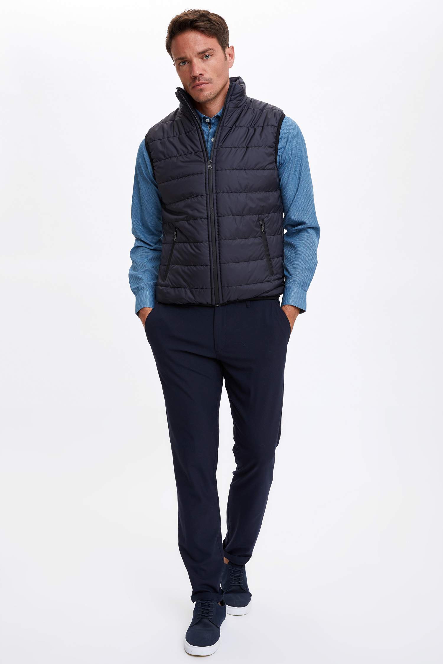Slim Fit Dik Yaka Şişme Yelek
