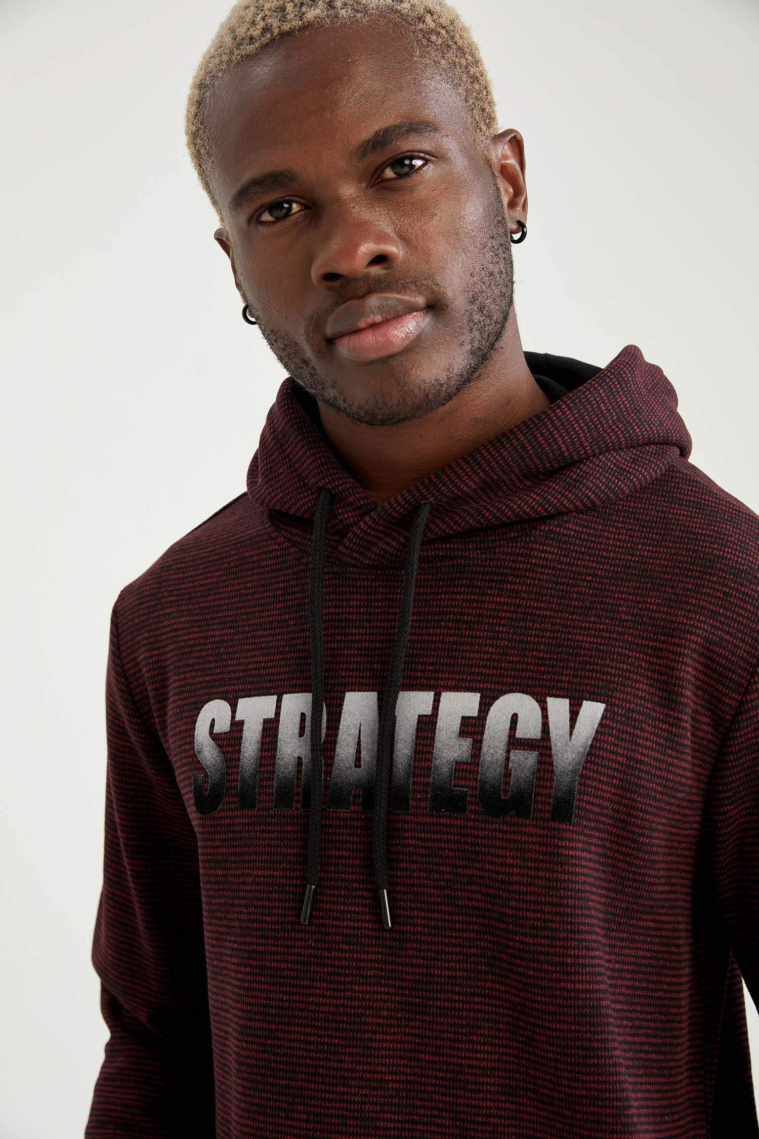 Regular Fit Kapüşonlu Baskılı Uzun Kollu Sweatshirt