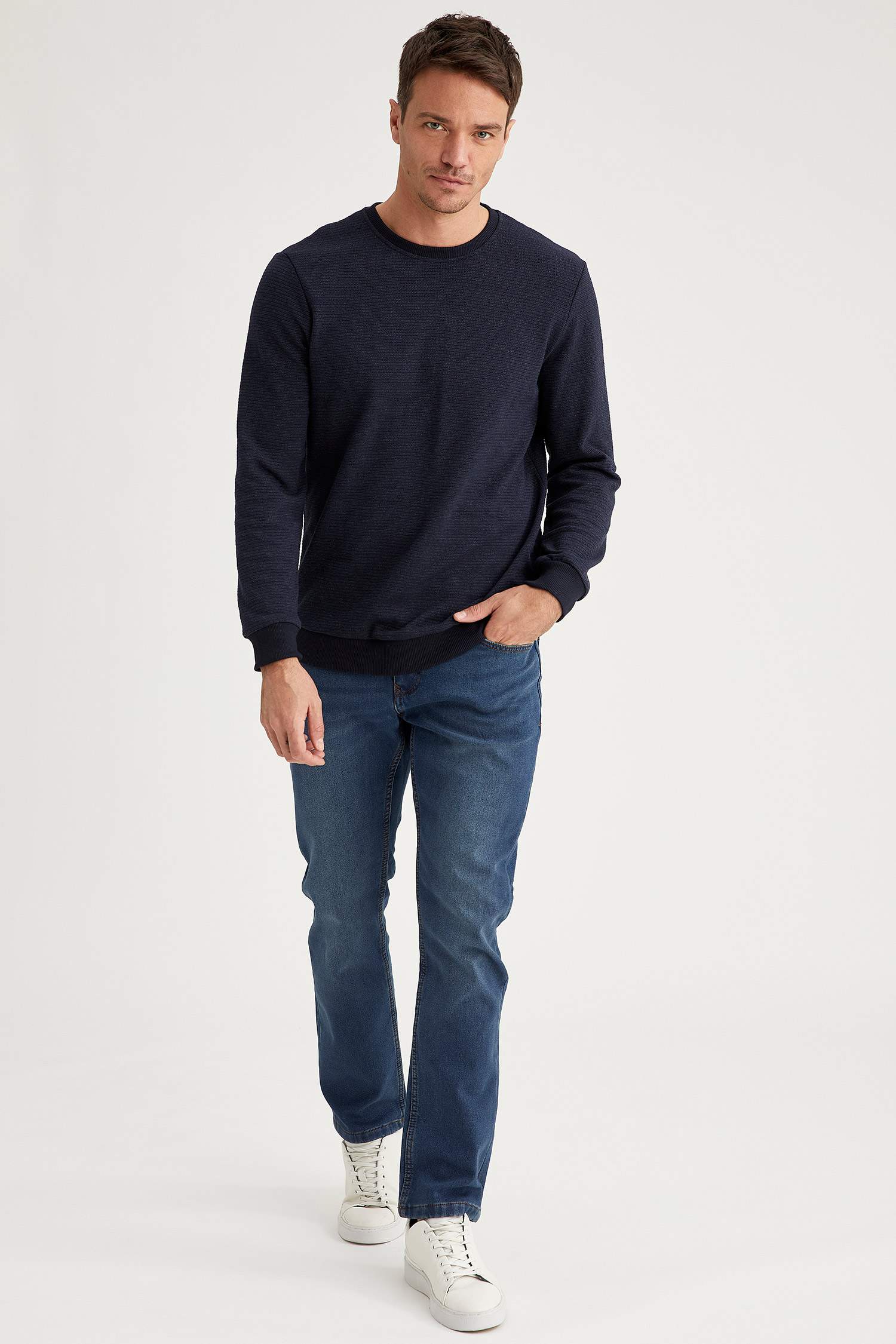 Regular Fit Sweatshirt