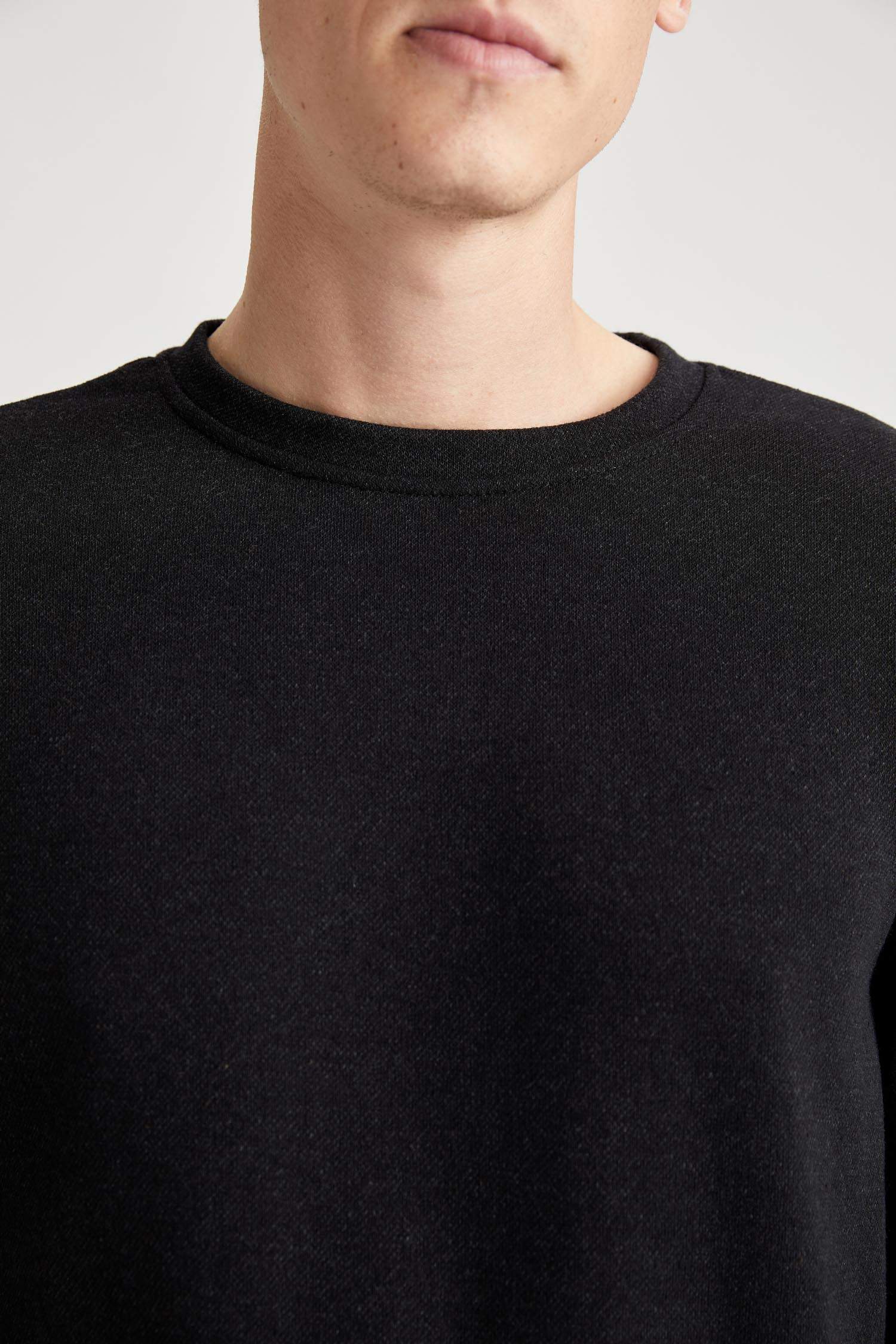 Slim Fit Uzun Kollu Tişört