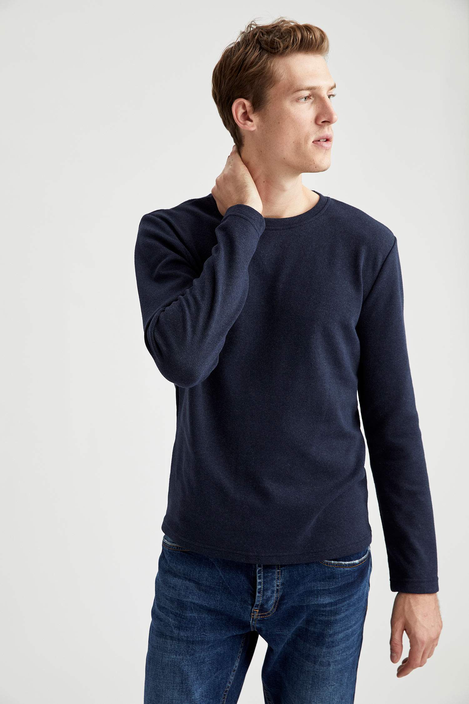 Slim Fit Uzun Kollu Tişört