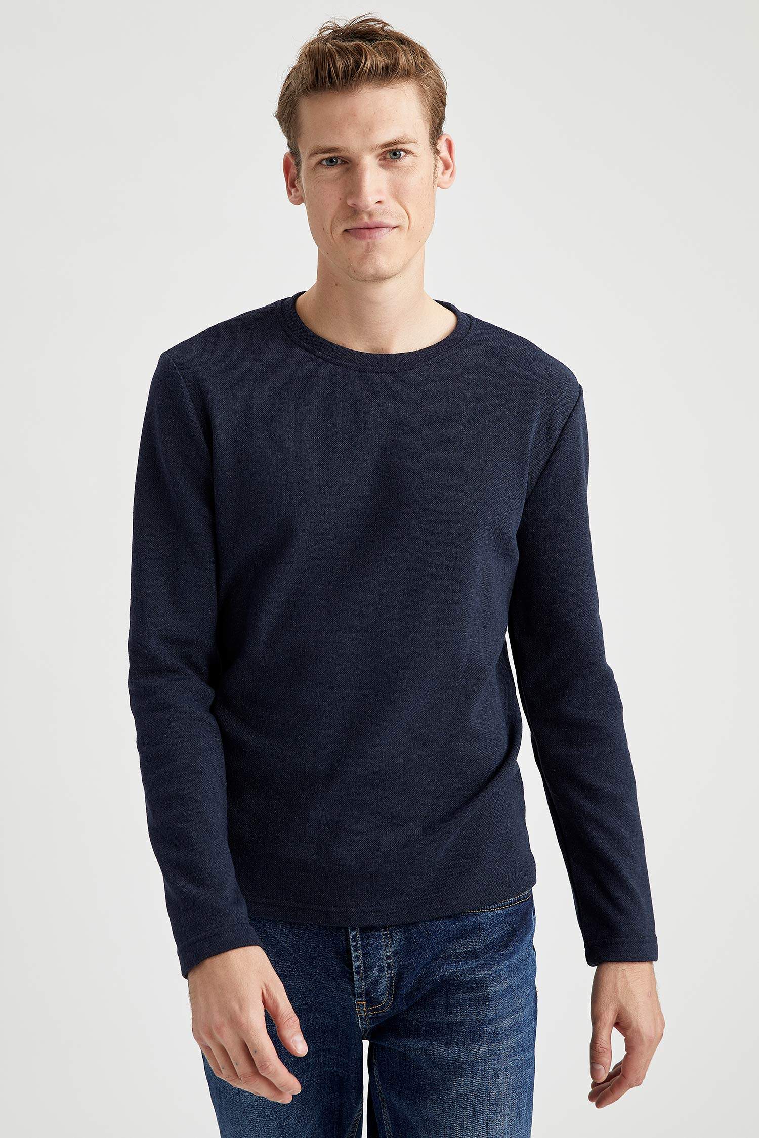 Slim Fit Uzun Kollu Tişört