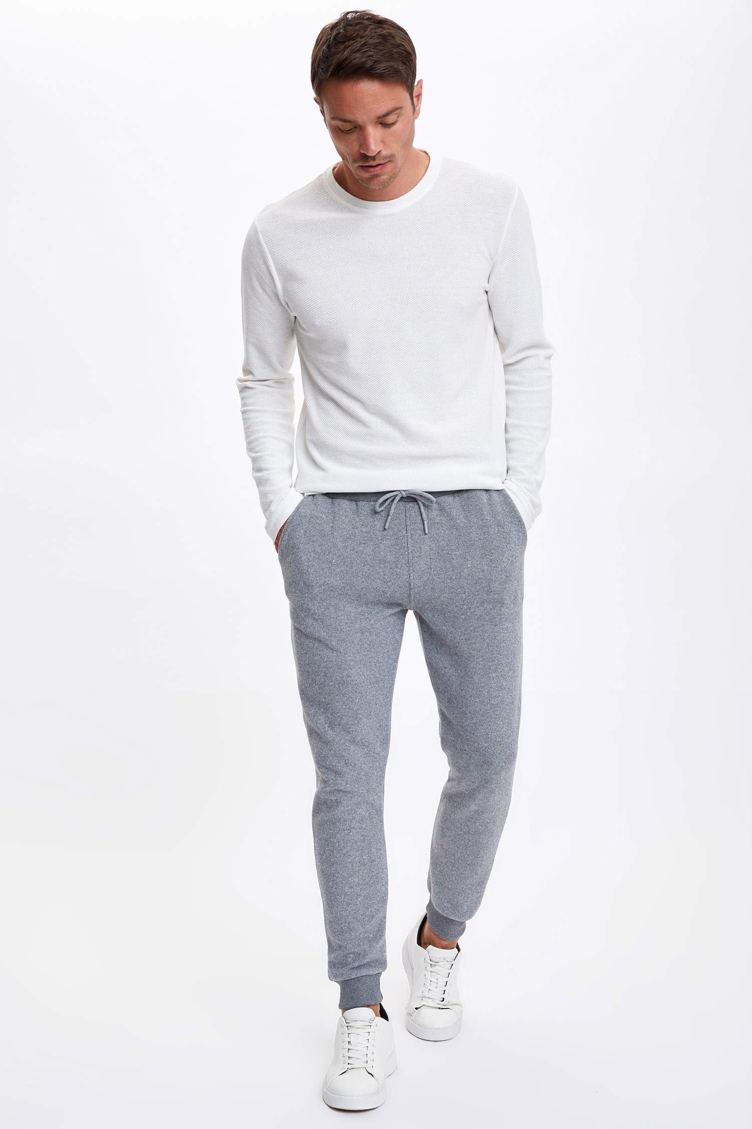 Bisiklet Yaka Slim Fit Uzun Kollu Basic Tişört