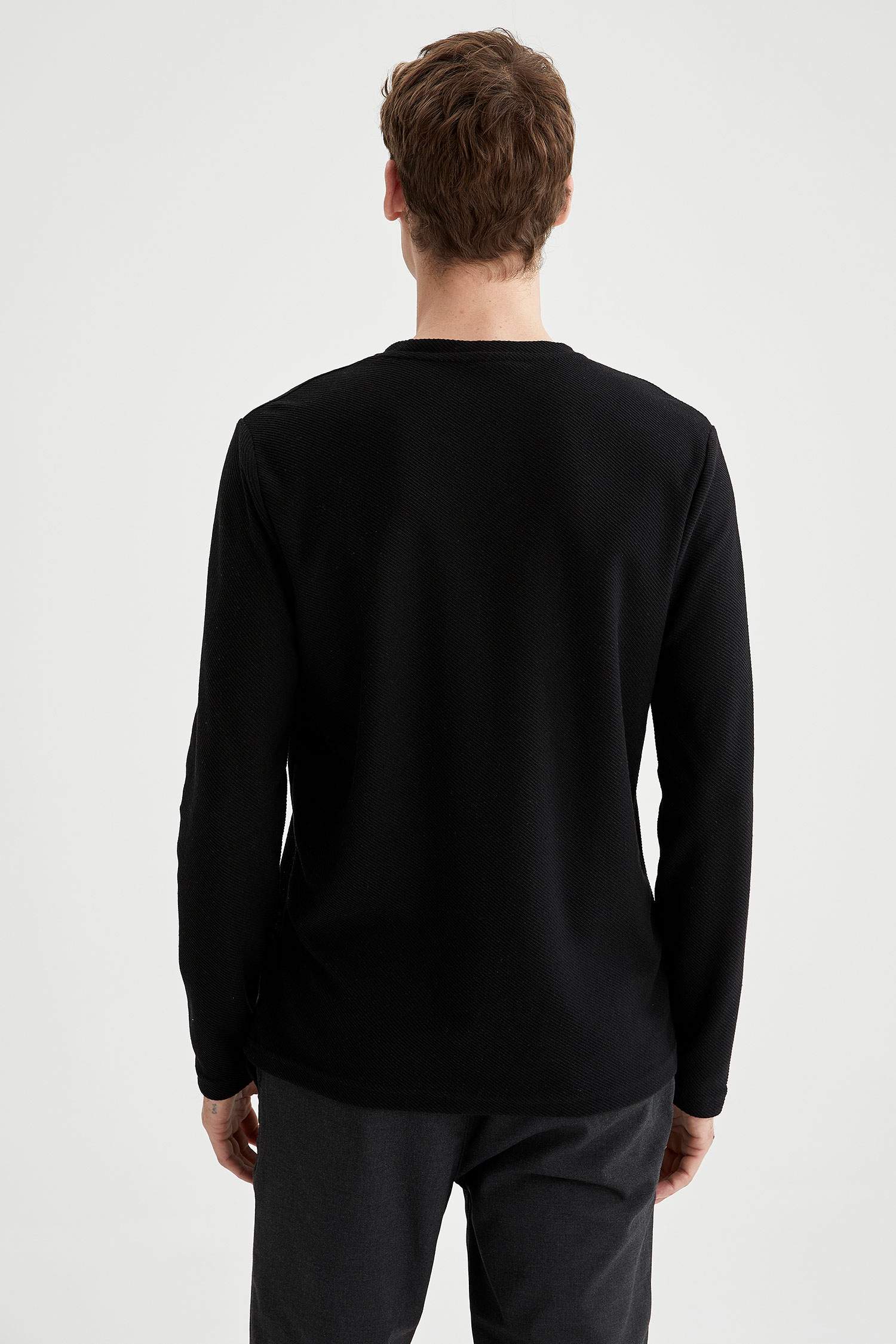 Bisiklet Yaka Slim Fit Uzun Kollu Basic Tişört
