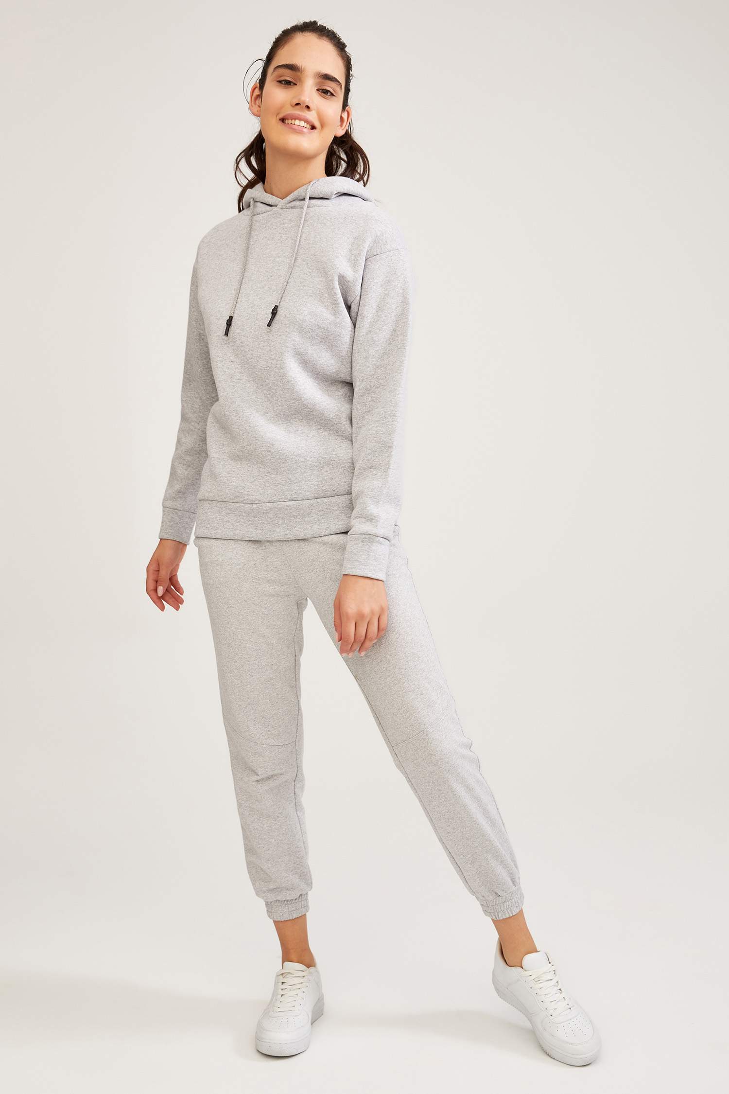 Basic Relax Fit Kapüşonlu Sweatshirt