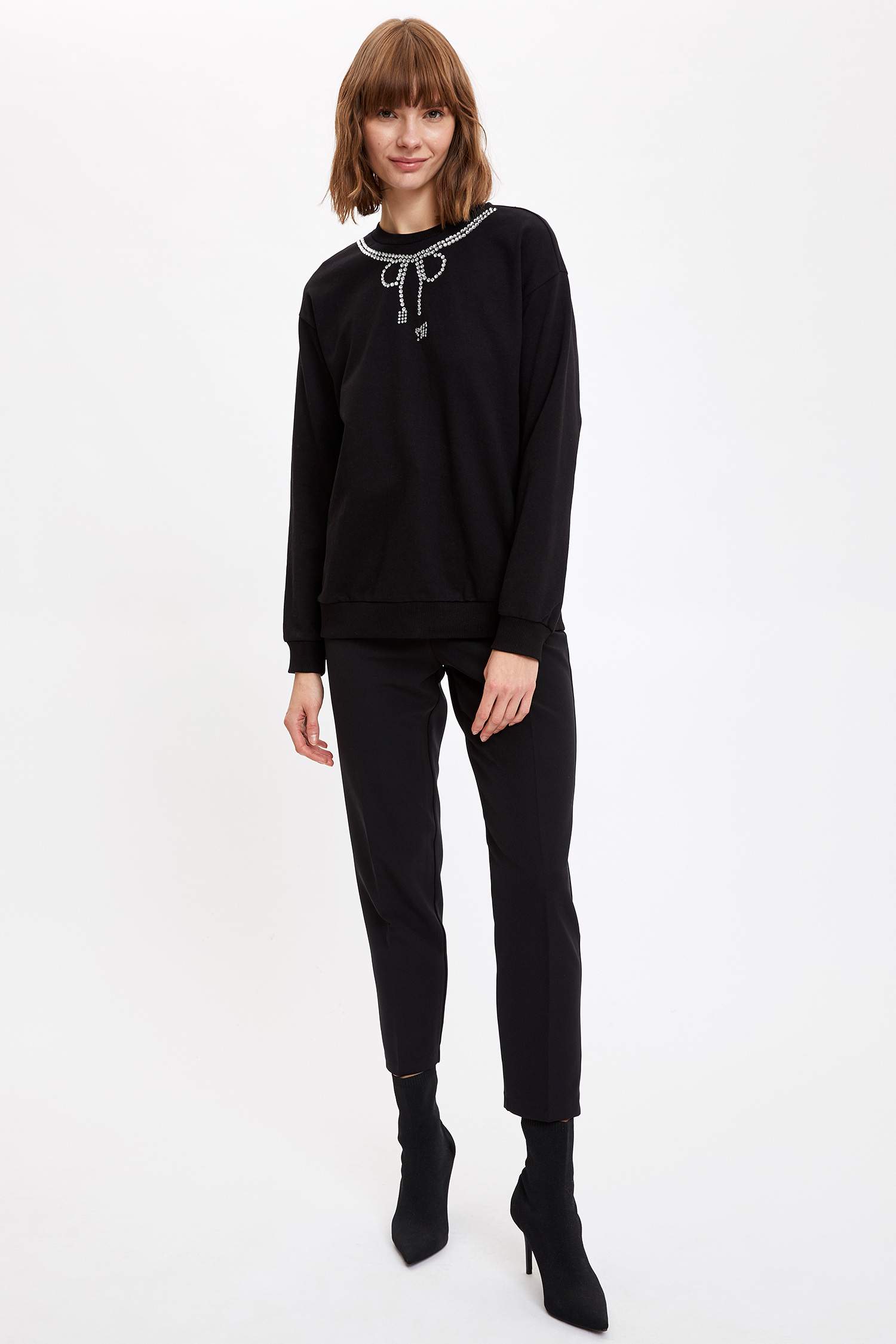 Regular Fit Bisiklet Yaka Uzun Kollu Sweatshirt