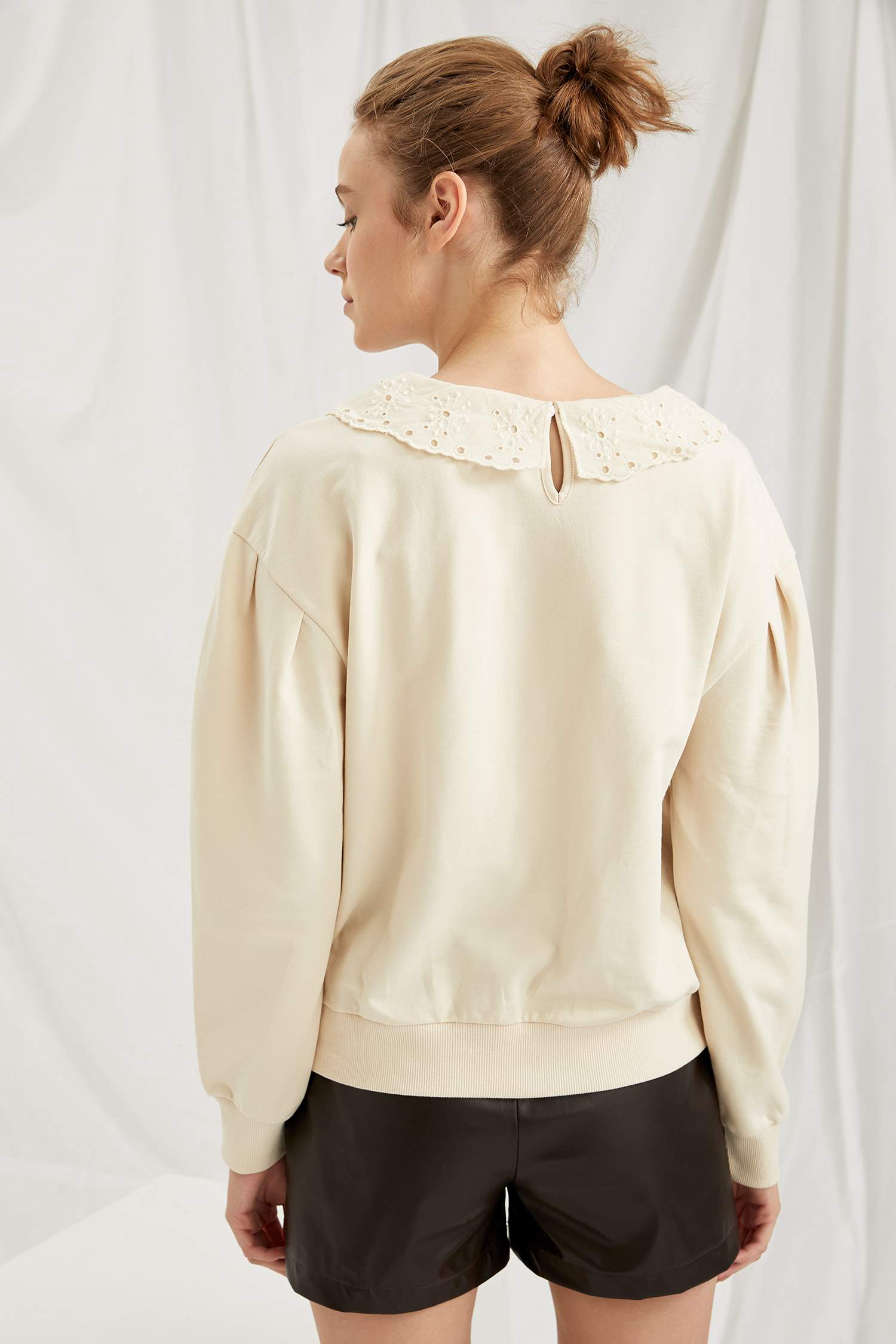 Slogan Desenli Regular Fit Bisiklet Yaka Uzun Kollu Sweatshirt