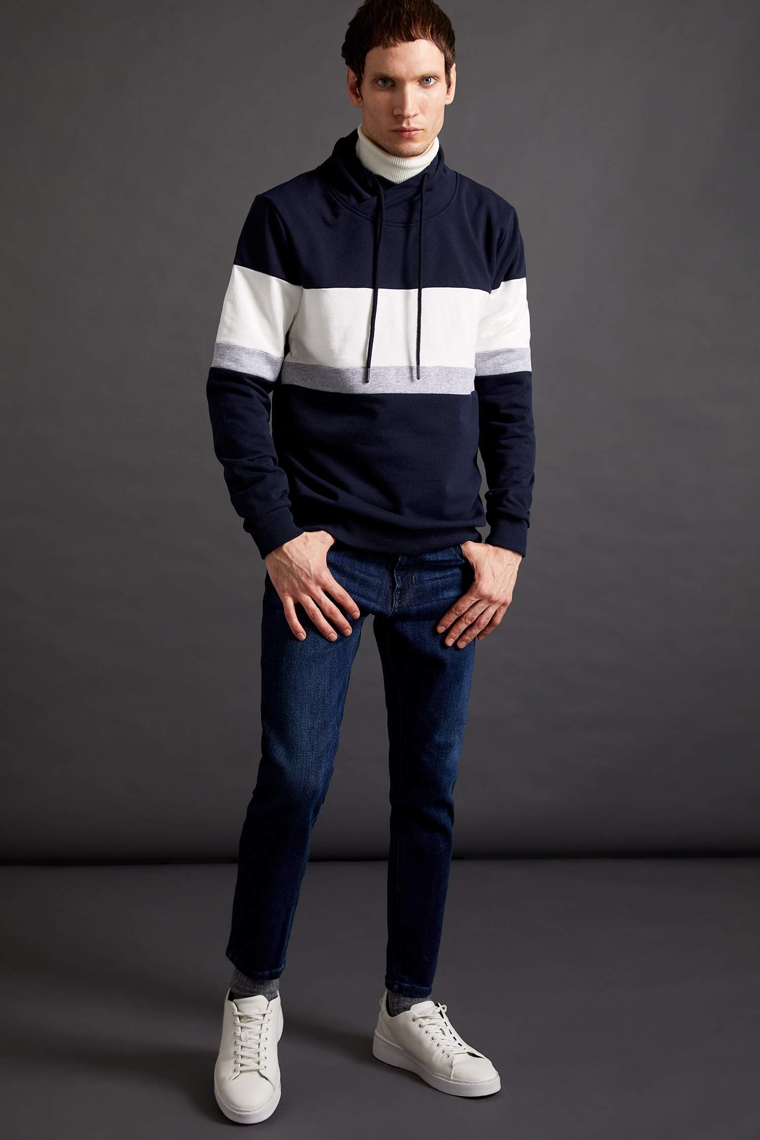 Slim Fit Şal Yaka Uzun Kollu Sweatshirt