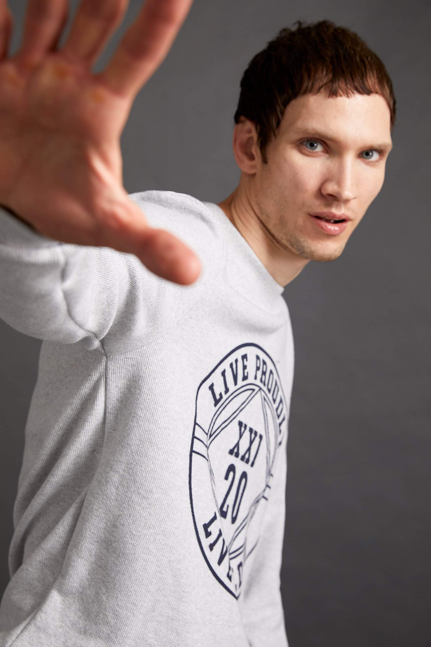 Slim Fit Bisiklet Yaka Uzun Kollu Sweatshirt