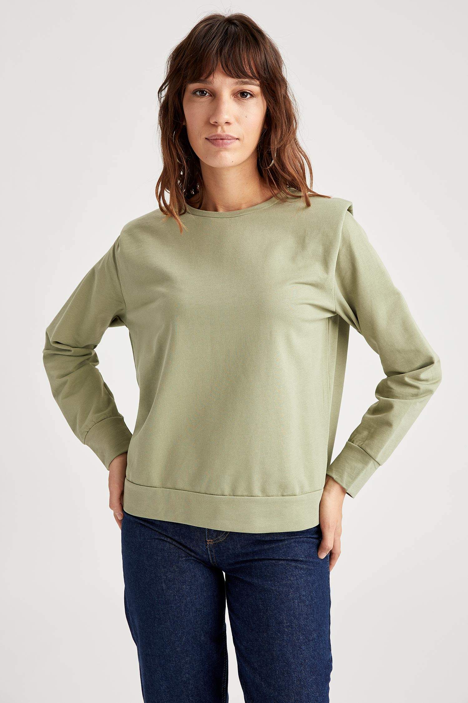 Vatka Omuzlu Örme Sweatshirt