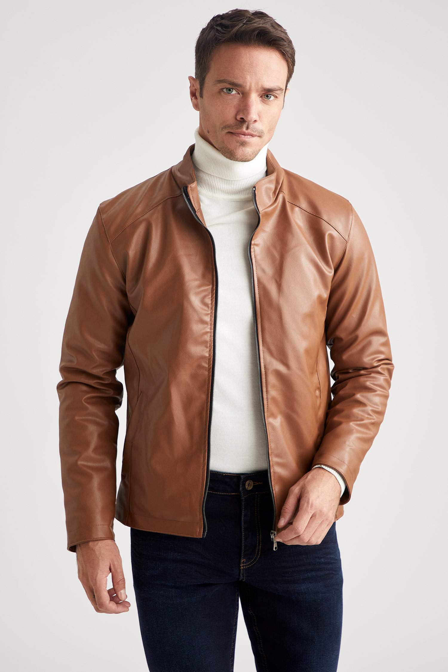 Suni Deri Slim Fit Dik Yaka Mont