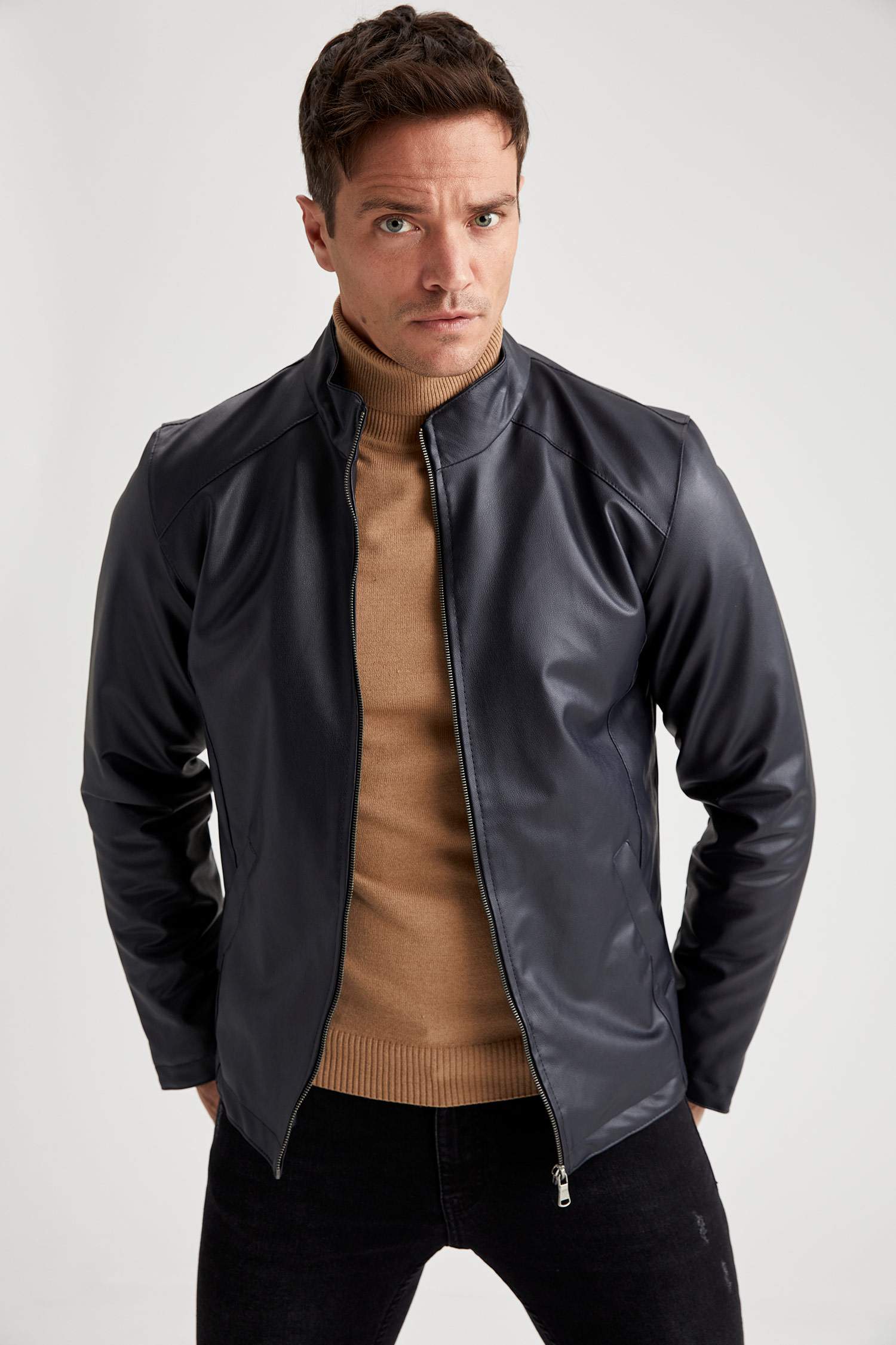 Suni Deri Slim Fit Dik Yaka Mont