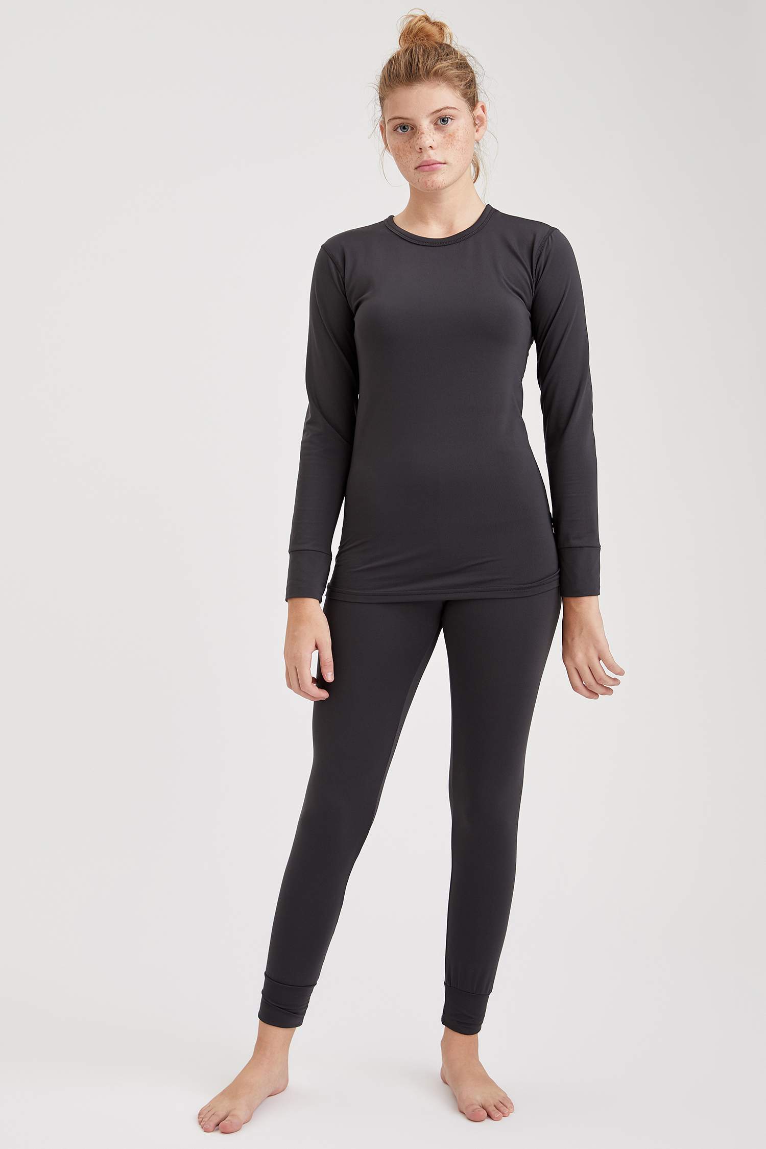 Basic Slim Fit Termal Örme Üst