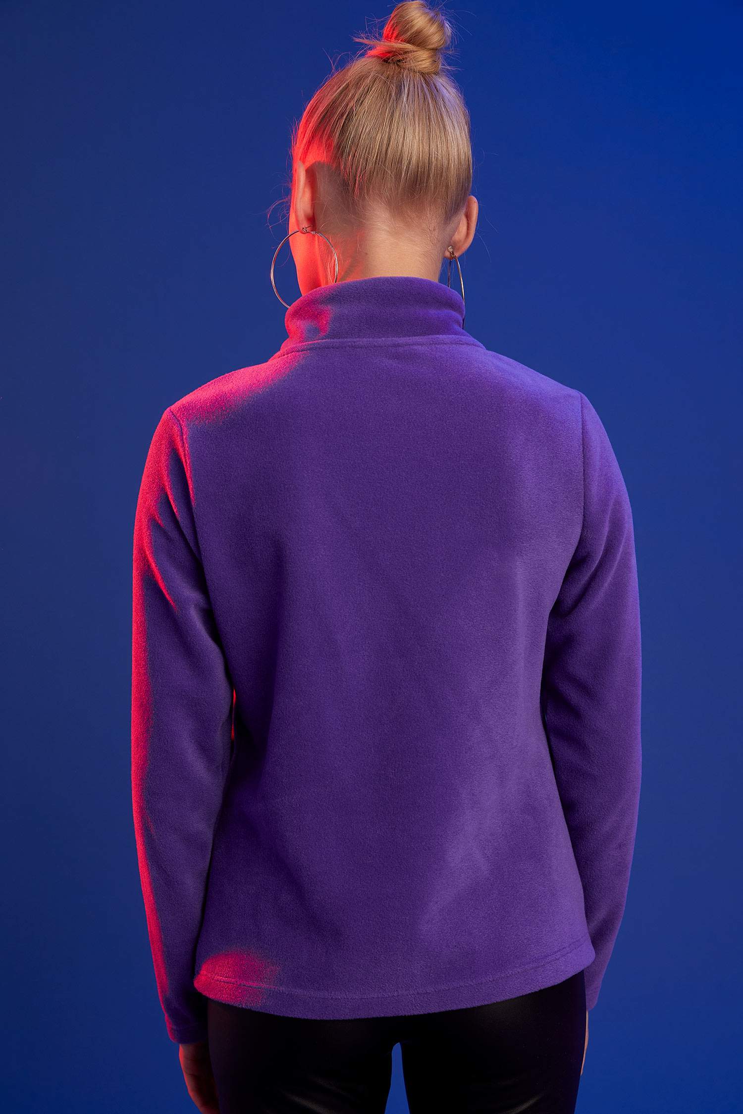 Fermuarlı Dik Yaka Sweatshirt