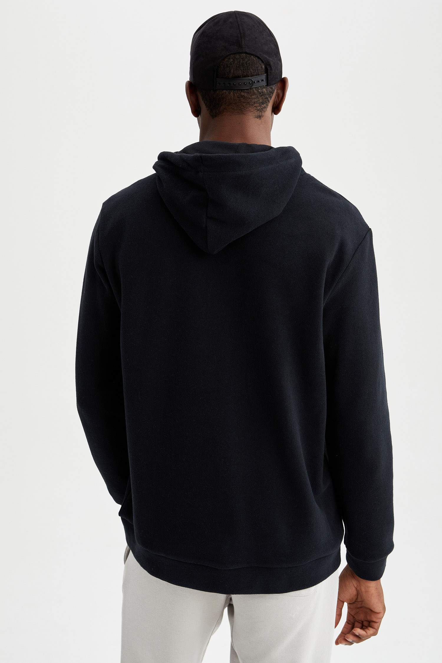 Regular Fit Kapüşonlu Basic Sweatshirt