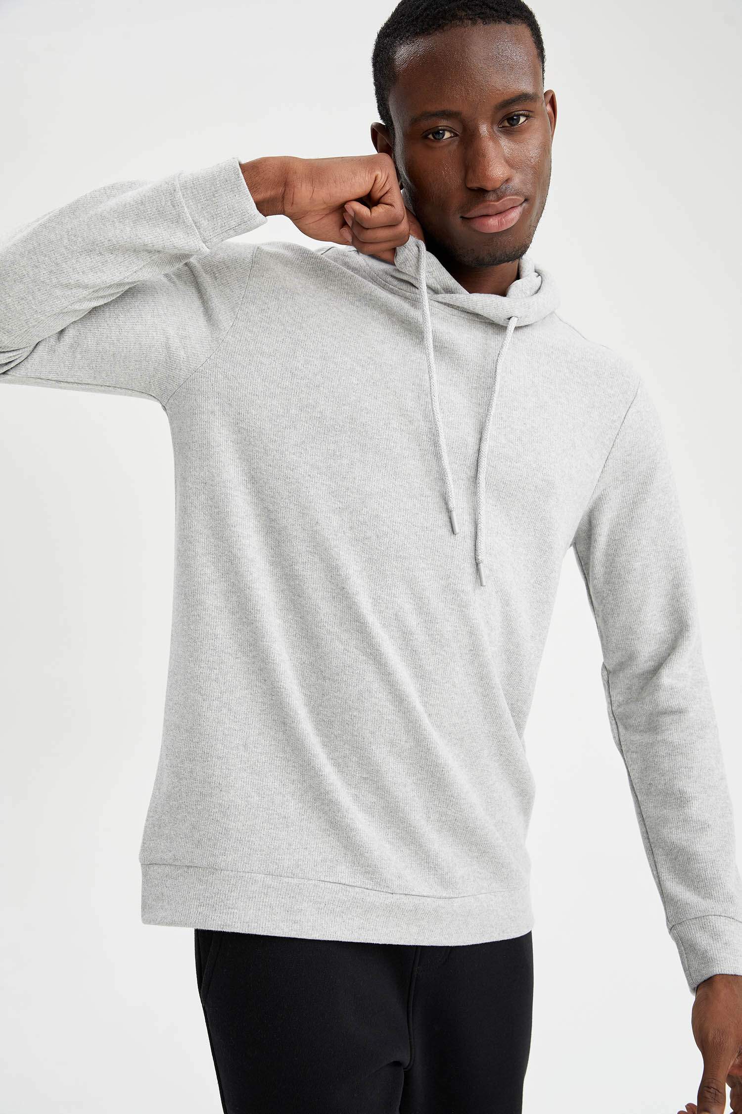 Regular Fit Kapüşonlu Basic Sweatshirt