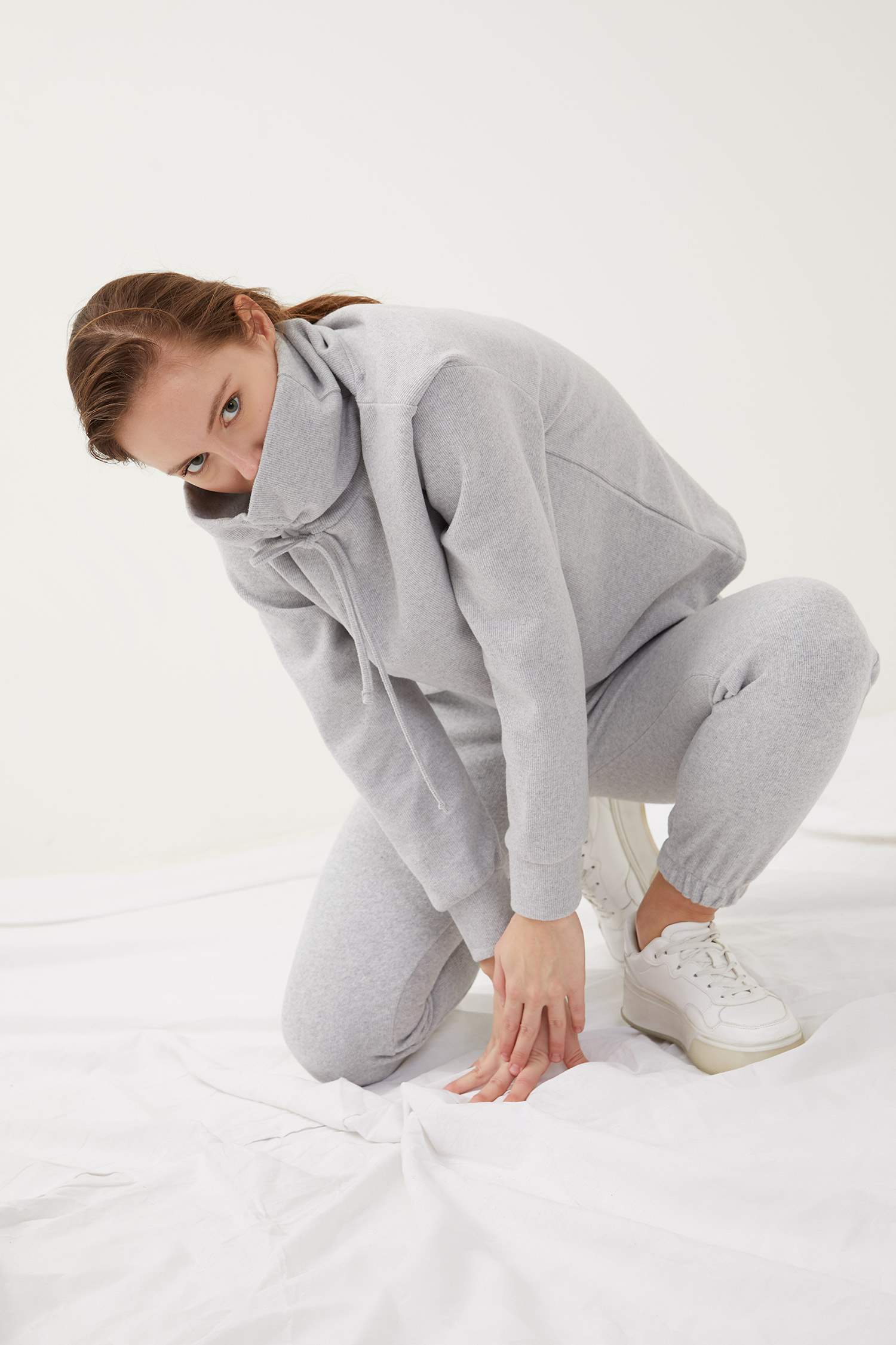 Regular Fit Balıkçı Yaka Uzun Kollu Sweatshirt