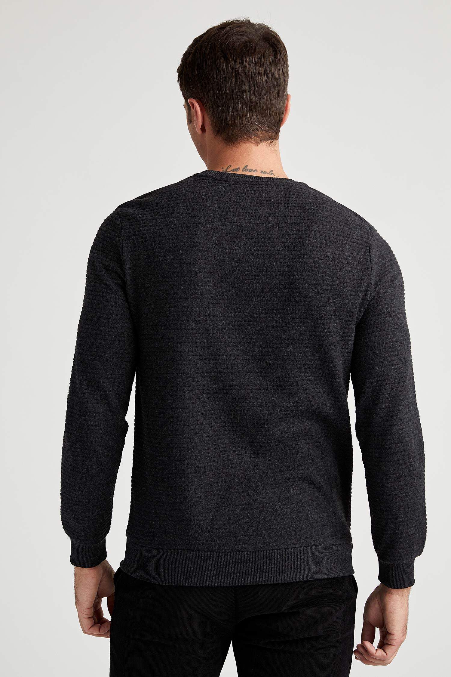 Slim Fit Sweatshirt