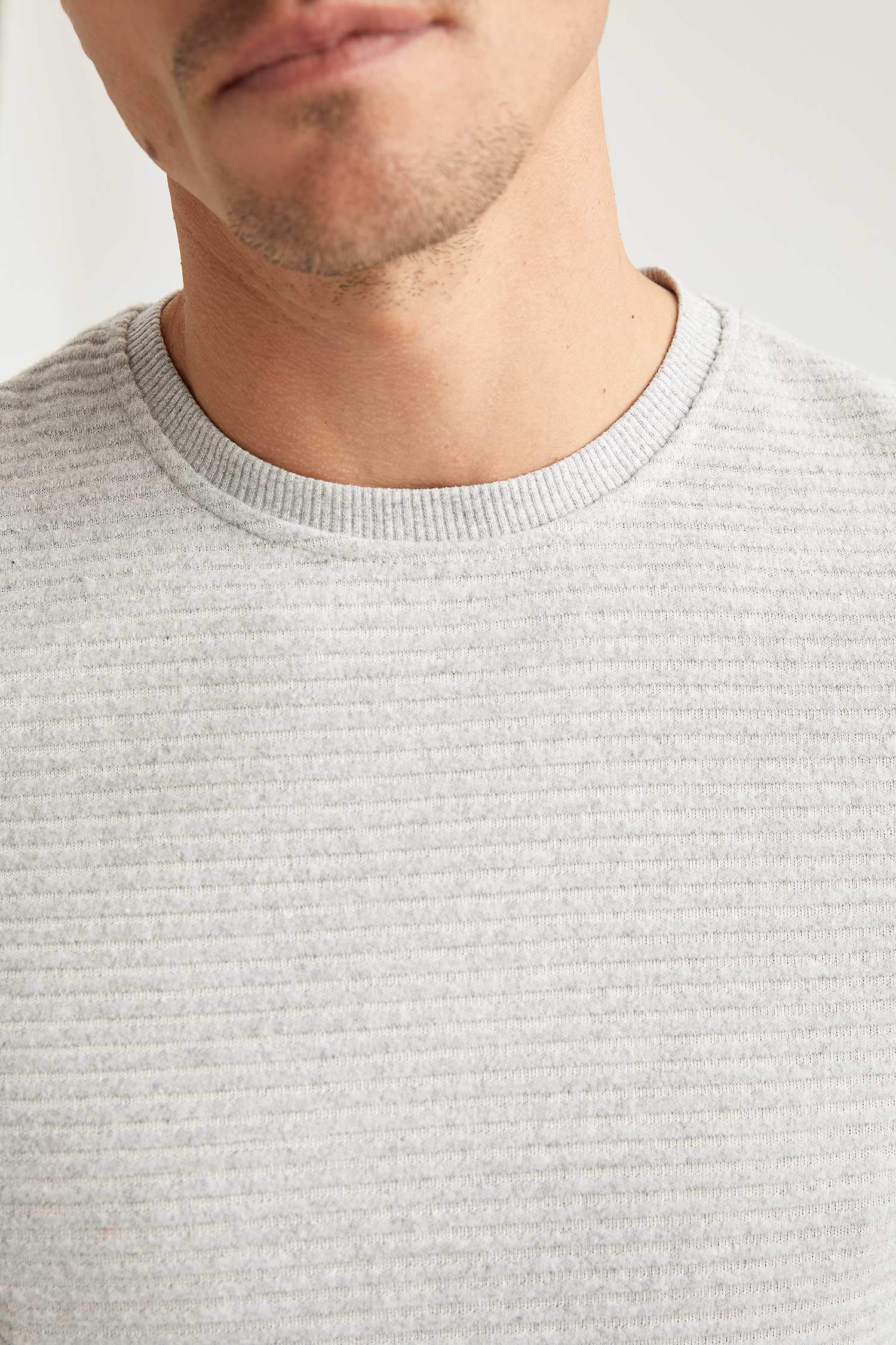 Slim Fit Sweatshirt