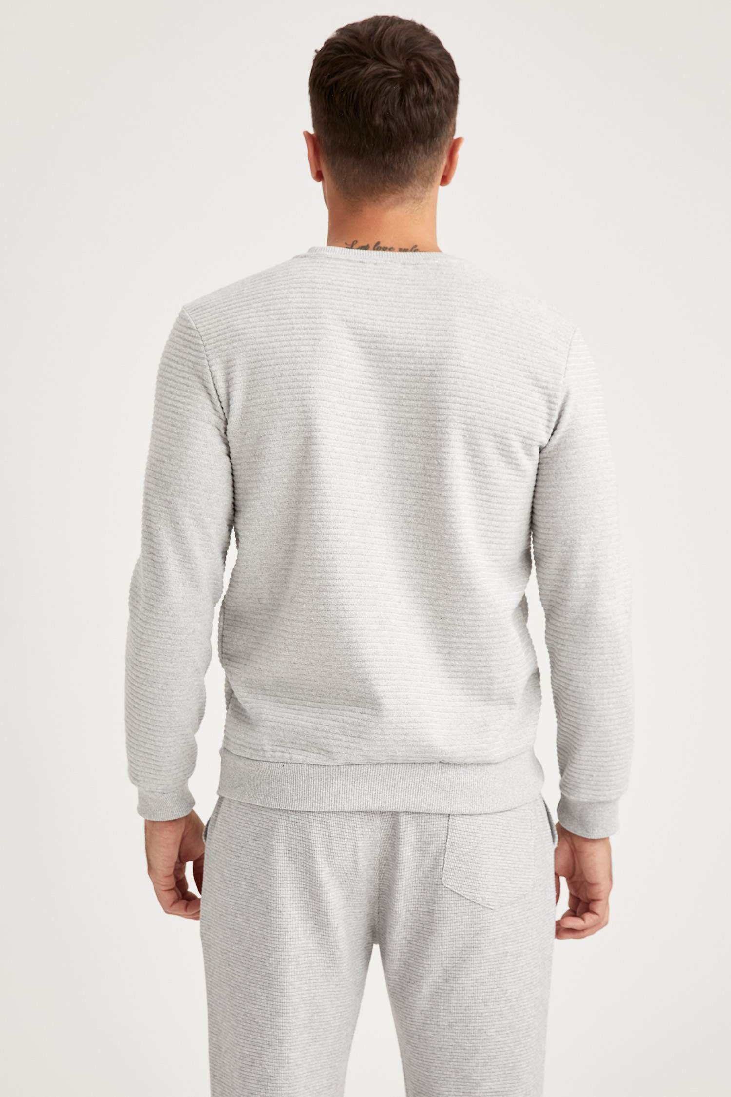 Slim Fit Sweatshirt