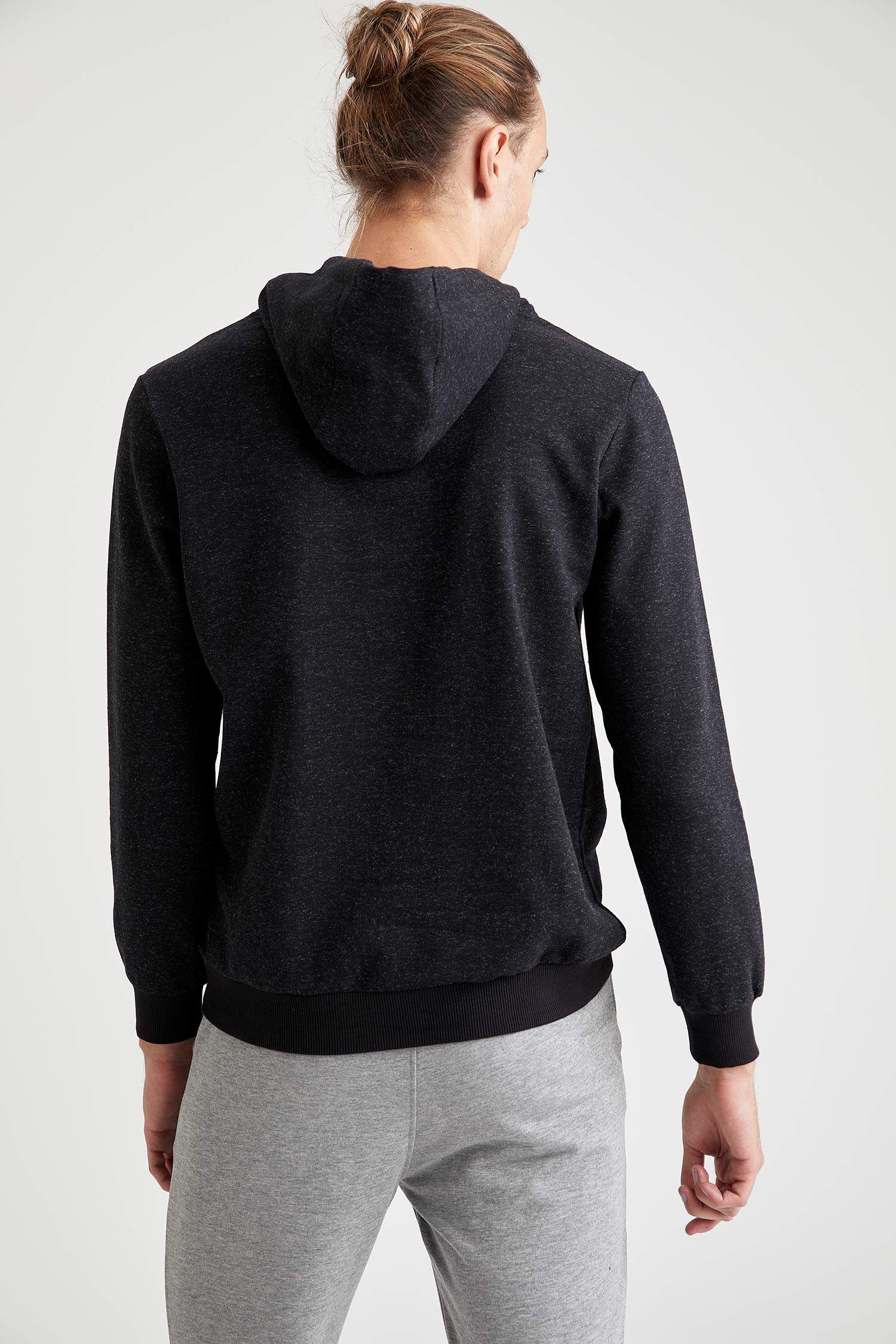 NASA Lisanslı Slim Fit Kanguru Cepli Uzun Kollu İçi Yumuşak Tüylü Sweatshirt