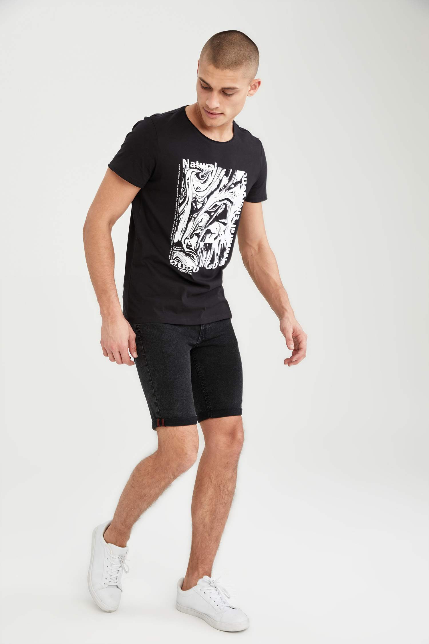 Naturel Baskılı Bisiklet Yaka Slim Fit Pamuklu Penye Tişört